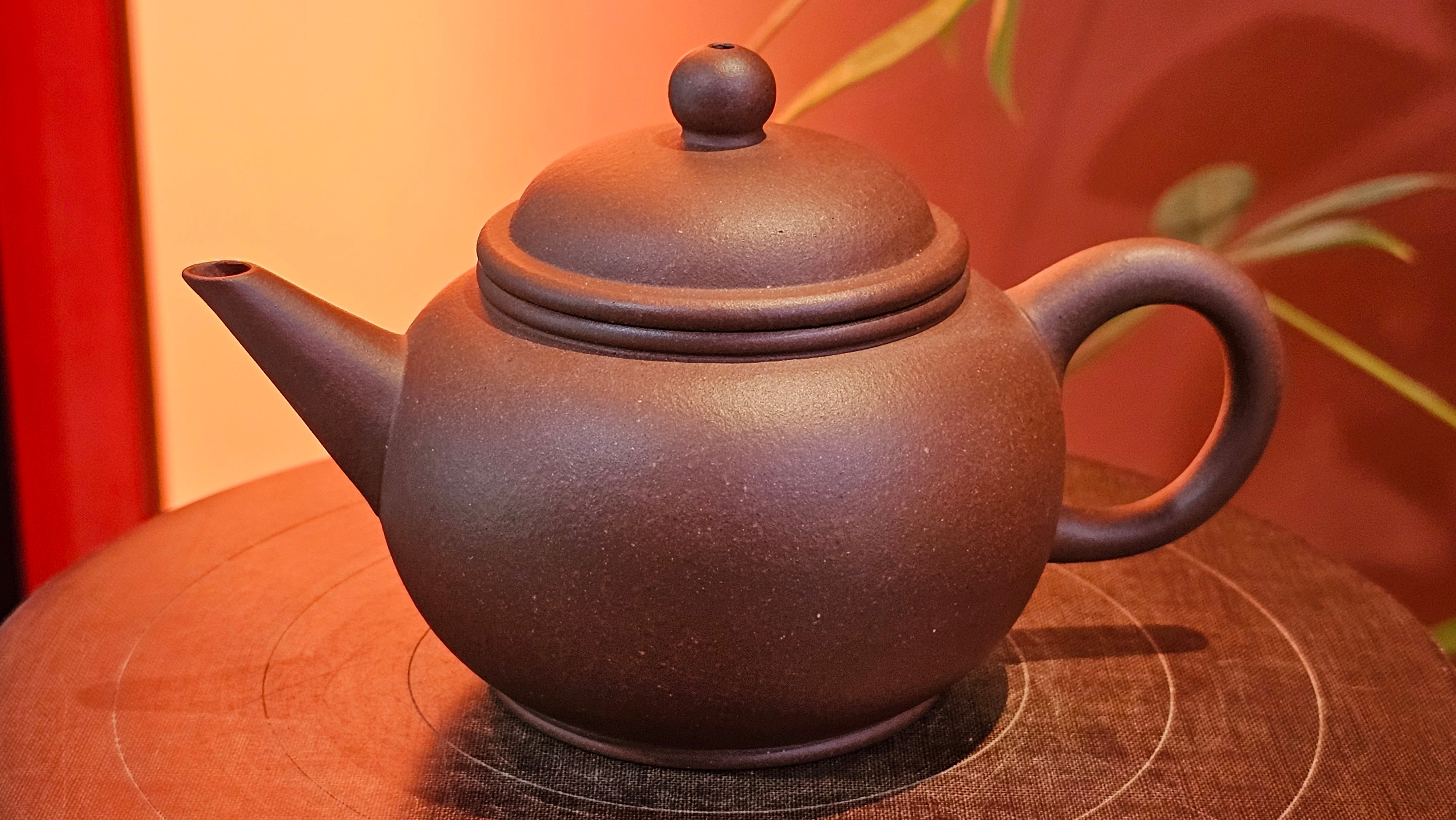 Shui Ping 水平, 170.5ml, Di Cao Qing Zi Ni 底槽青紫泥, by Craftsman Zhao Huai Xu 赵怀须 ~ Congratulations to Mr T.A., 1112hrs 31st May 2025, Samorin, Slovakia 🇸🇰.