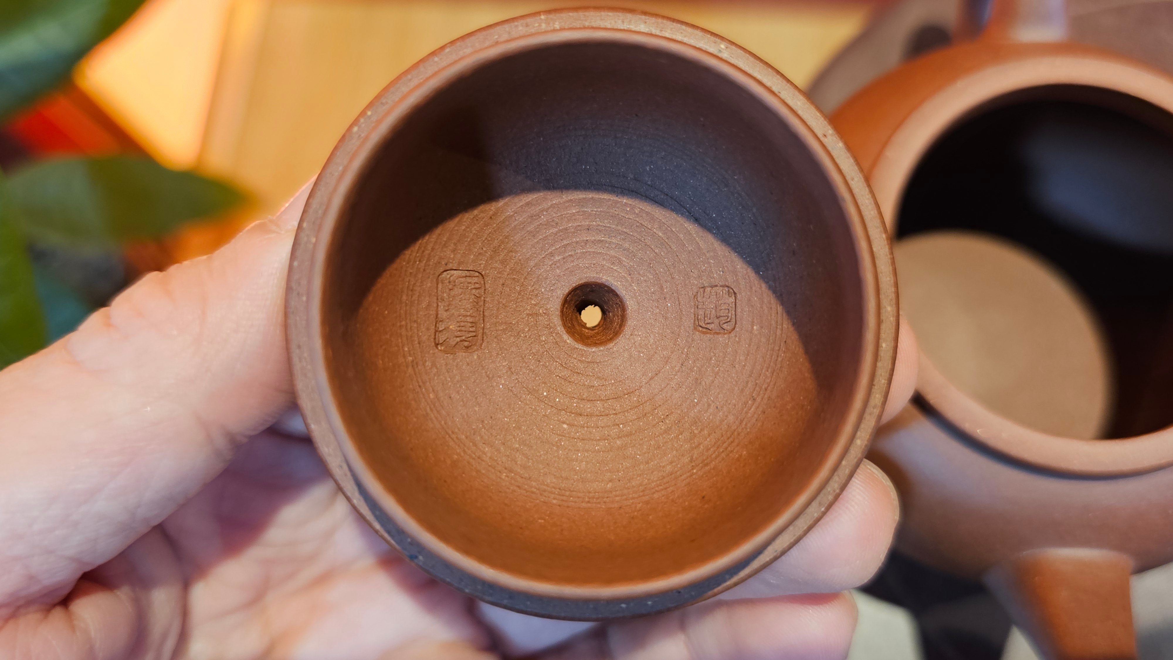 Shui Ping 水平, 170.5ml, Di Cao Qing Zi Ni 底槽青紫泥, by Craftsman Zhao Huai Xu 赵怀须 ~ Congratulations to Mr T.A., 1112hrs 31st May 2025, Samorin, Slovakia 🇸🇰.