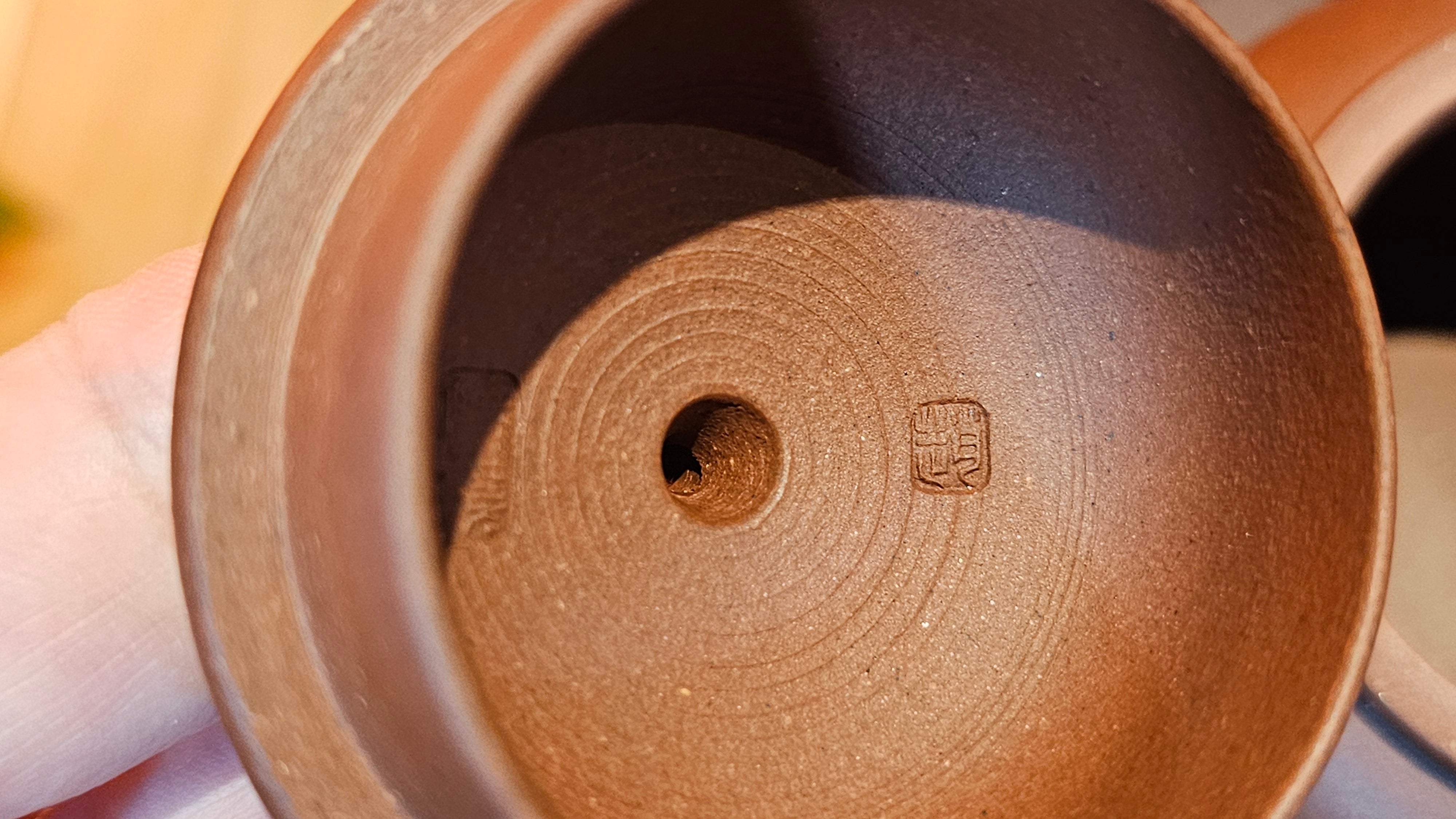 Shui Ping 水平, 170.5ml, Di Cao Qing Zi Ni 底槽青紫泥, by Craftsman Zhao Huai Xu 赵怀须 ~ Congratulations to Mr T.A., 1112hrs 31st May 2025, Samorin, Slovakia 🇸🇰.