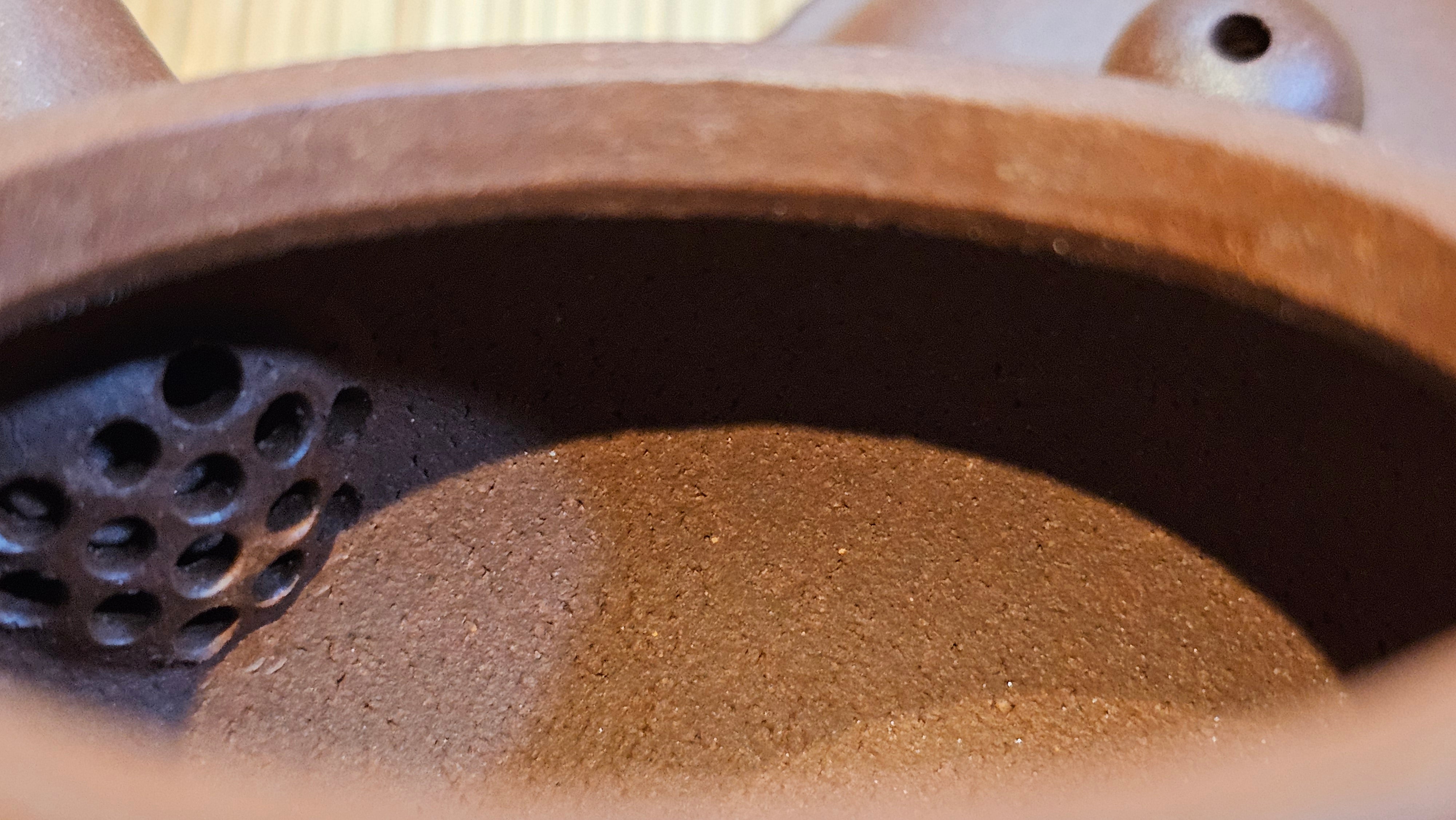 Shui Ping 水平, 170.5ml, Di Cao Qing Zi Ni 底槽青紫泥, by Craftsman Zhao Huai Xu 赵怀须 ~ Congratulations to Mr T.A., 1112hrs 31st May 2025, Samorin, Slovakia 🇸🇰.