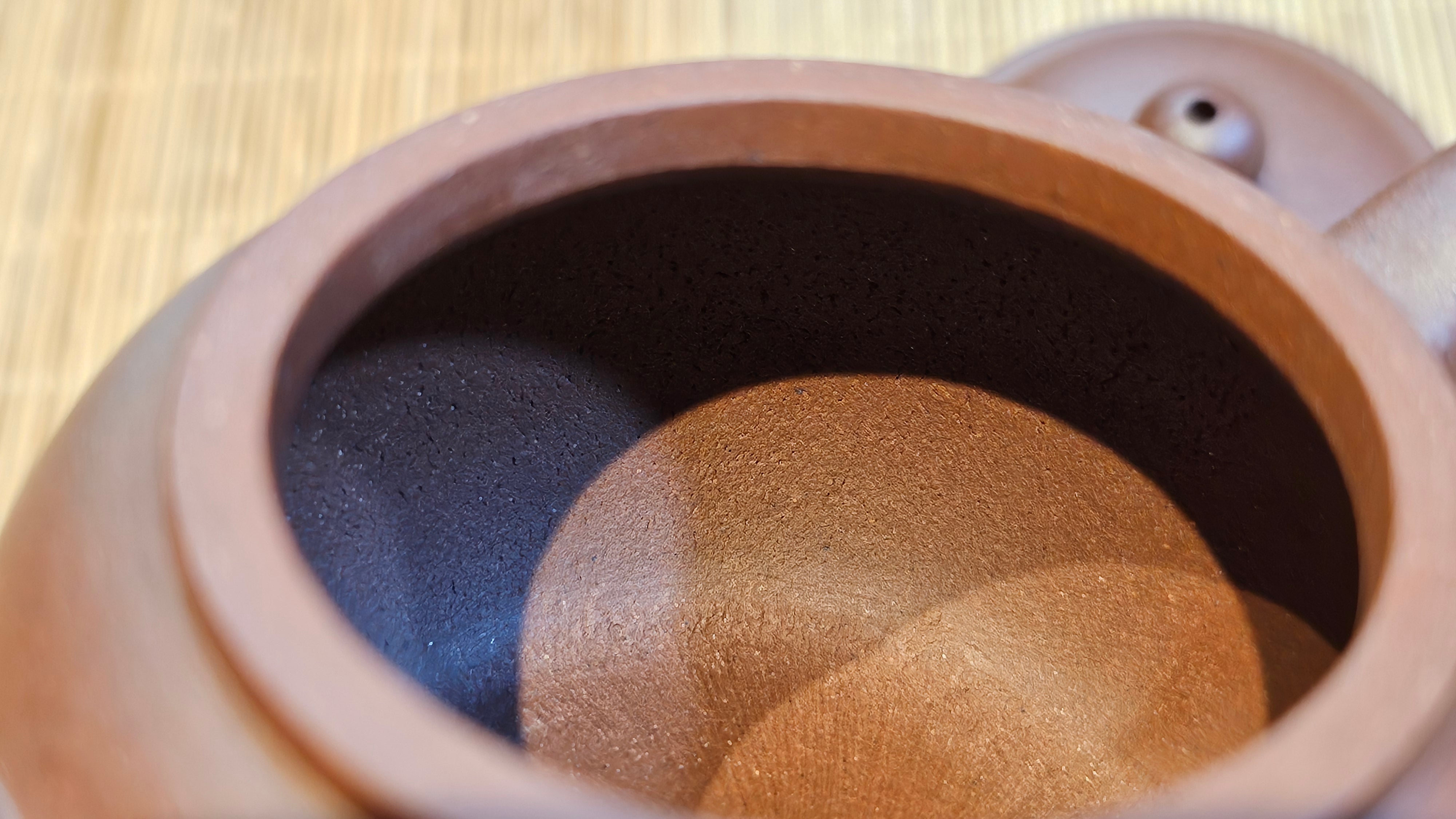 Shui Ping 水平, 170.5ml, Di Cao Qing Zi Ni 底槽青紫泥, by Craftsman Zhao Huai Xu 赵怀须 ~ Congratulations to Mr T.A., 1112hrs 31st May 2025, Samorin, Slovakia 🇸🇰.