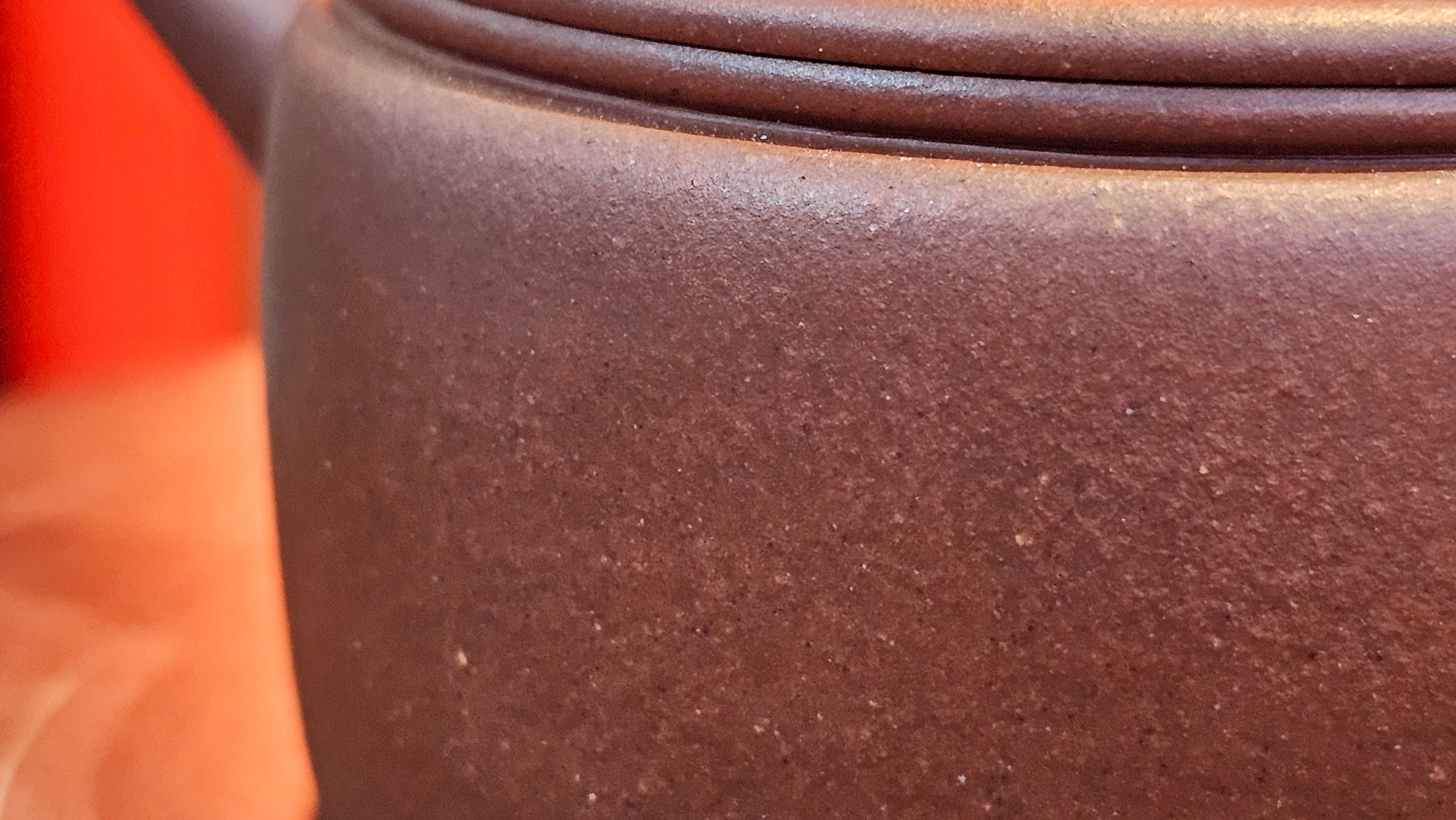 Han Wa 汉瓦, 143.3ml!  Small Volume ~ Low-Slung, Broad Han Wa!  Di Cao Qing Zi Ni 底槽青紫泥, by Craftsman Gu Xiao Ming 顾小明 ~ Congratulations to Ms C.B., 1921hrs 31st May 2025, Kaneohe, HI.