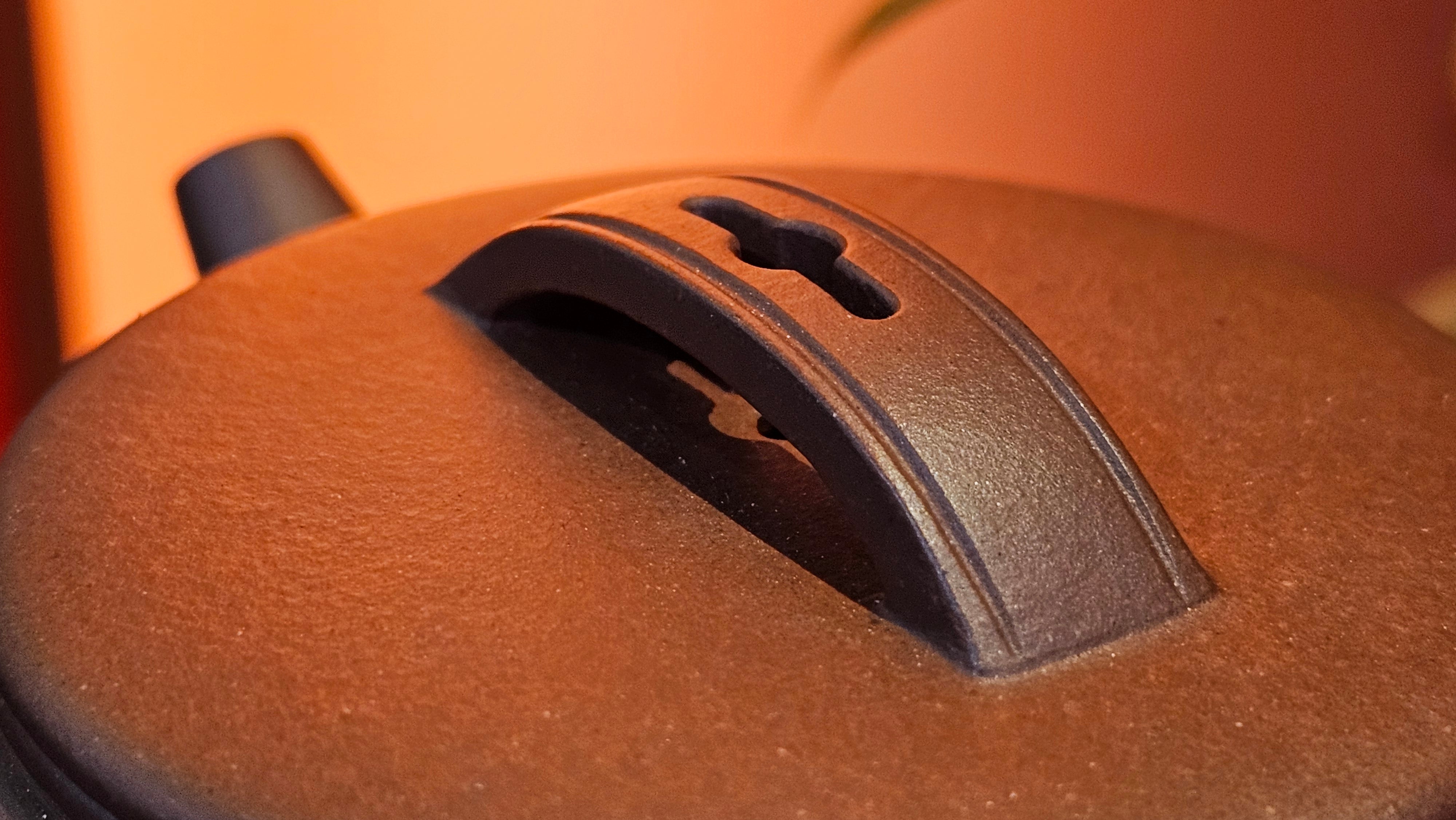 Han Wa 汉瓦, 143.3ml!  Small Volume ~ Low-Slung, Broad Han Wa!  Di Cao Qing Zi Ni 底槽青紫泥, by Craftsman Gu Xiao Ming 顾小明 ~ Congratulations to Ms C.B., 1921hrs 31st May 2025, Kaneohe, HI.