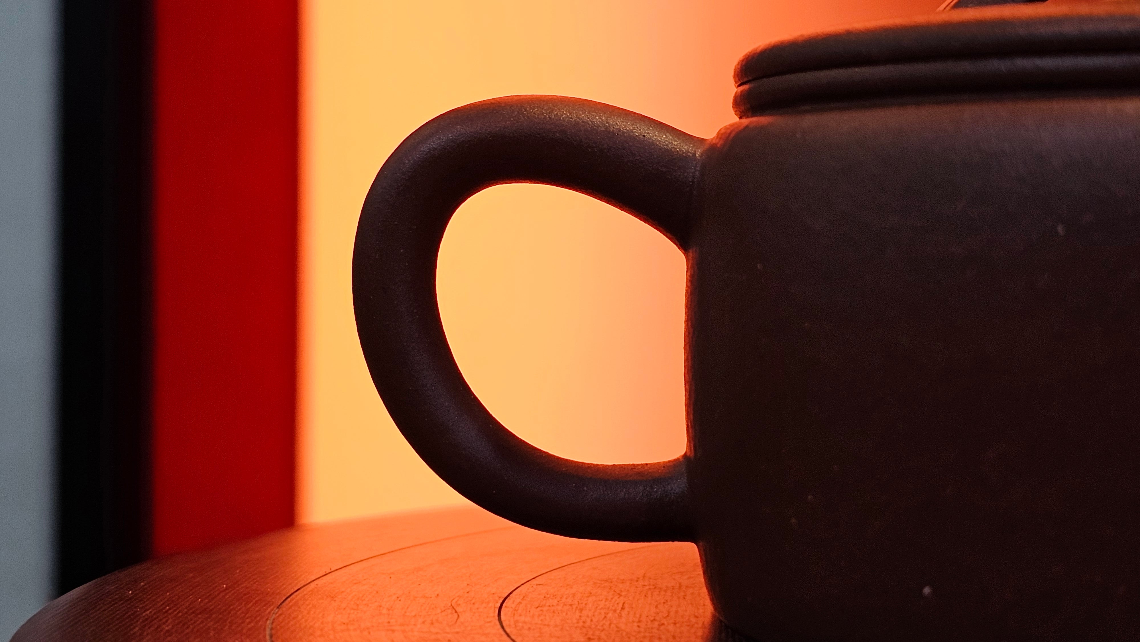 Han Wa 汉瓦, 143.3ml!  Small Volume ~ Low-Slung, Broad Han Wa!  Di Cao Qing Zi Ni 底槽青紫泥, by Craftsman Gu Xiao Ming 顾小明 ~ Congratulations to Ms C.B., 1921hrs 31st May 2025, Kaneohe, HI.