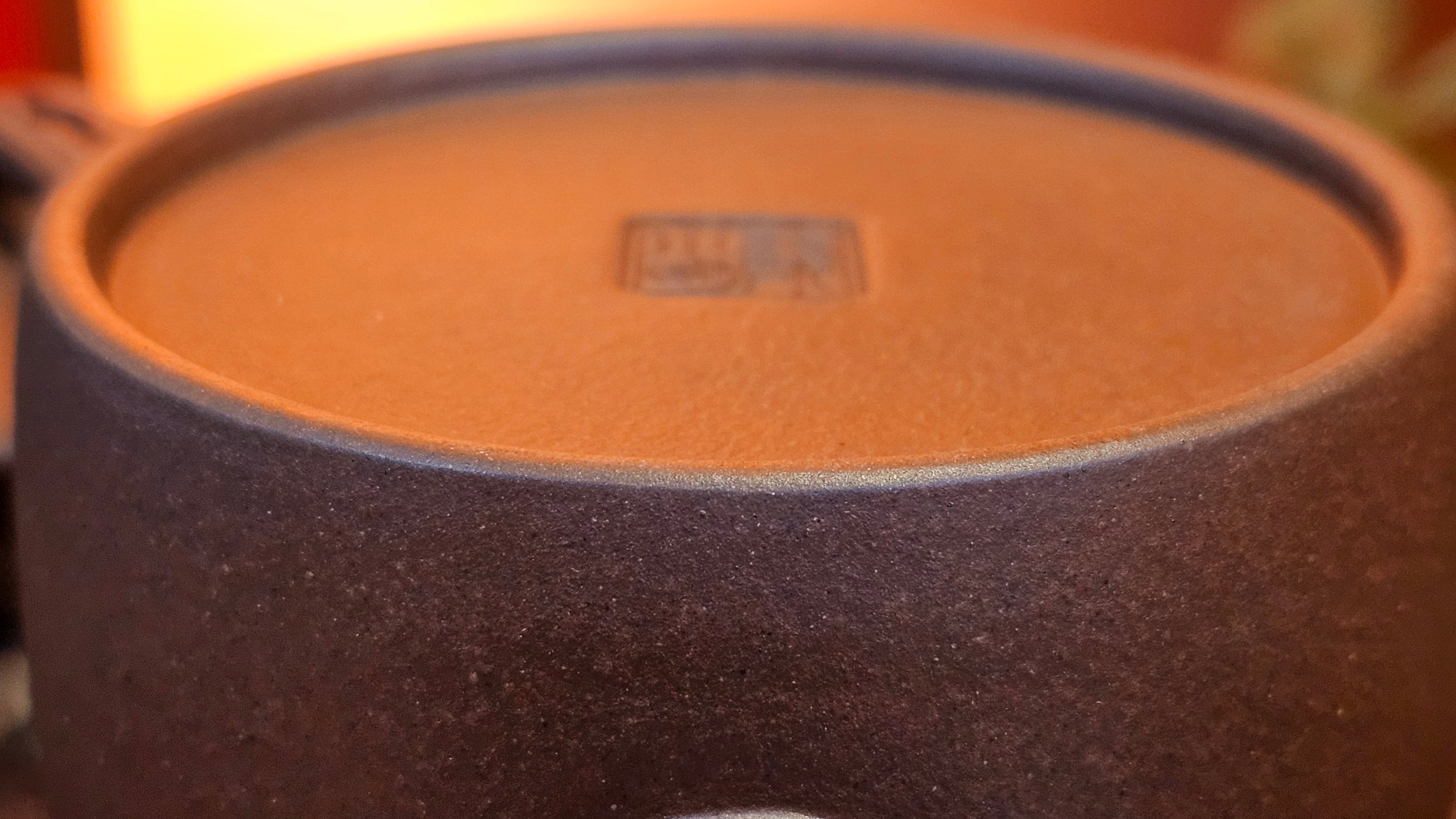 Han Wa 汉瓦, 143.3ml!  Small Volume ~ Low-Slung, Broad Han Wa!  Di Cao Qing Zi Ni 底槽青紫泥, by Craftsman Gu Xiao Ming 顾小明 ~ Congratulations to Ms C.B., 1921hrs 31st May 2025, Kaneohe, HI.