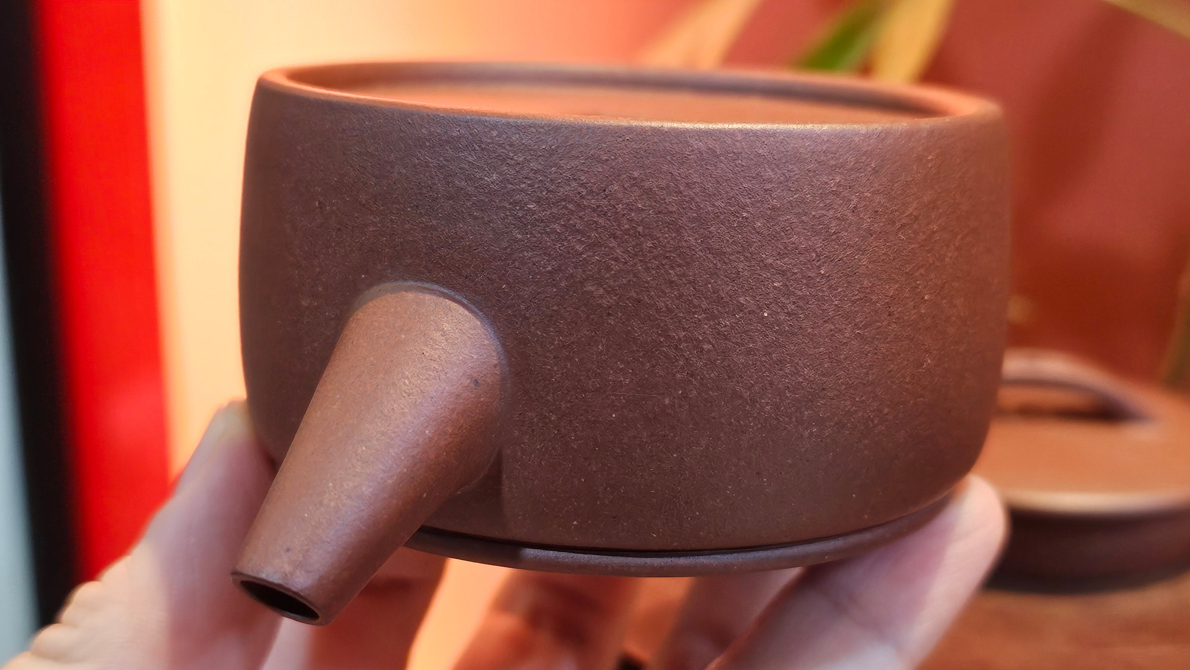 Han Wa 汉瓦, 143.3ml!  Small Volume ~ Low-Slung, Broad Han Wa!  Di Cao Qing Zi Ni 底槽青紫泥, by Craftsman Gu Xiao Ming 顾小明 ~ Congratulations to Ms C.B., 1921hrs 31st May 2025, Kaneohe, HI.