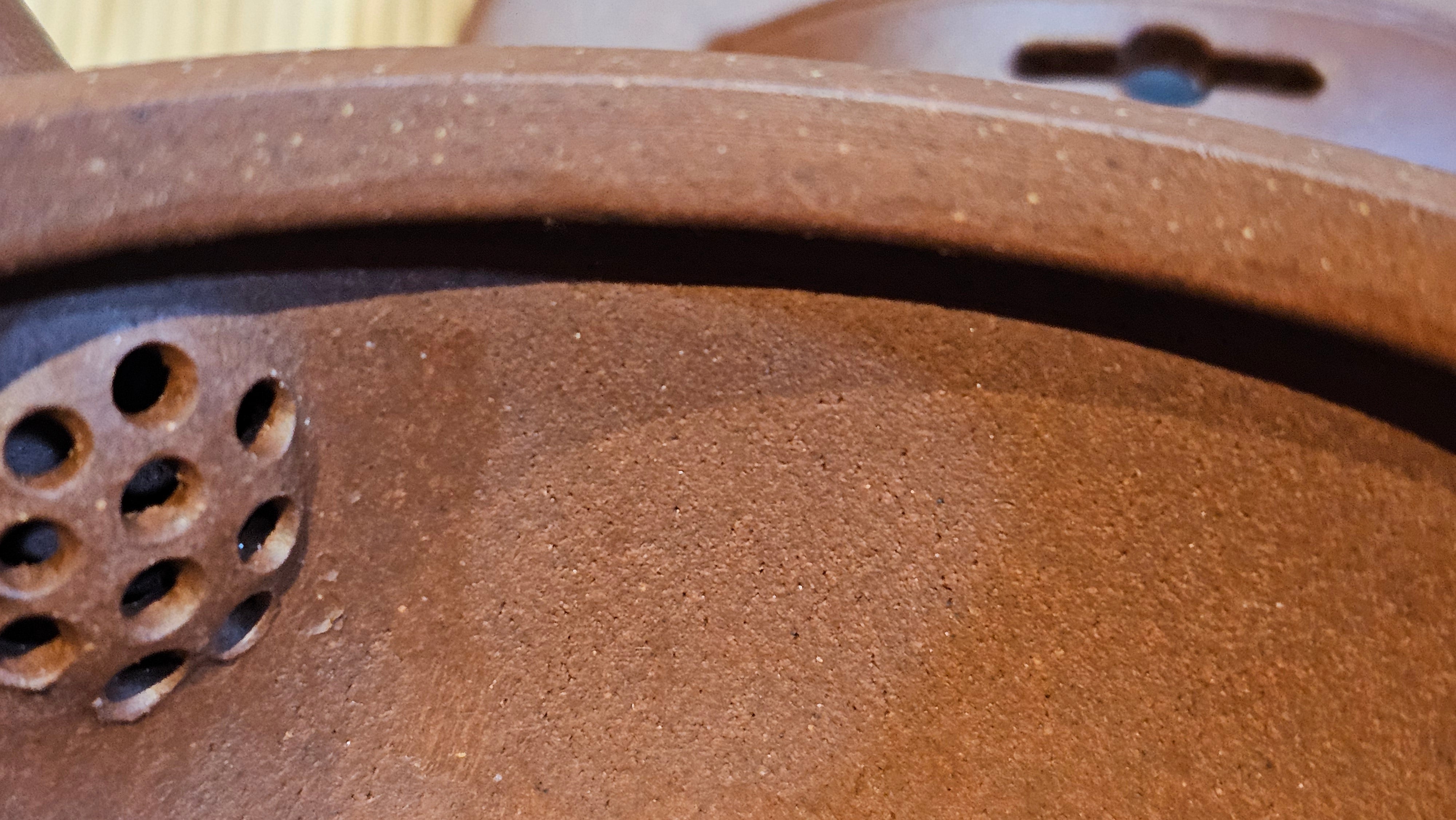 Han Wa 汉瓦, 143.3ml!  Small Volume ~ Low-Slung, Broad Han Wa!  Di Cao Qing Zi Ni 底槽青紫泥, by Craftsman Gu Xiao Ming 顾小明 ~ Congratulations to Ms C.B., 1921hrs 31st May 2025, Kaneohe, HI.