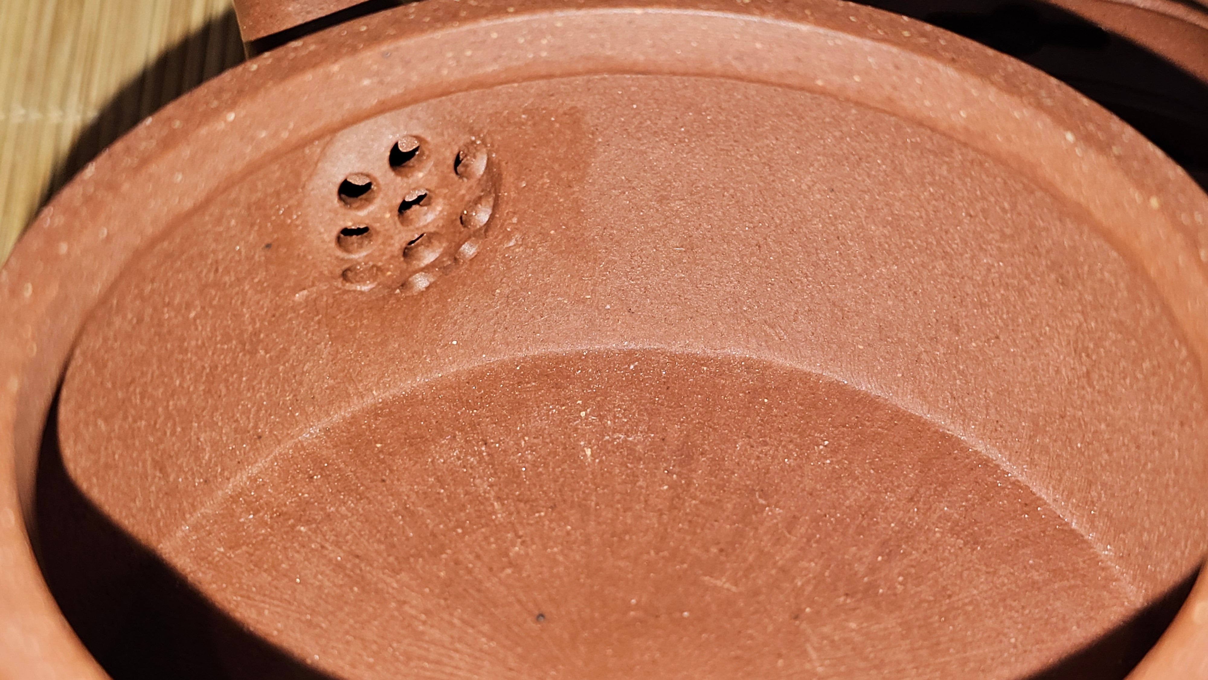 Han Wa 汉瓦, 143.3ml!  Small Volume ~ Low-Slung, Broad Han Wa!  Di Cao Qing Zi Ni 底槽青紫泥, by Craftsman Gu Xiao Ming 顾小明 ~ Congratulations to Ms C.B., 1921hrs 31st May 2025, Kaneohe, HI.