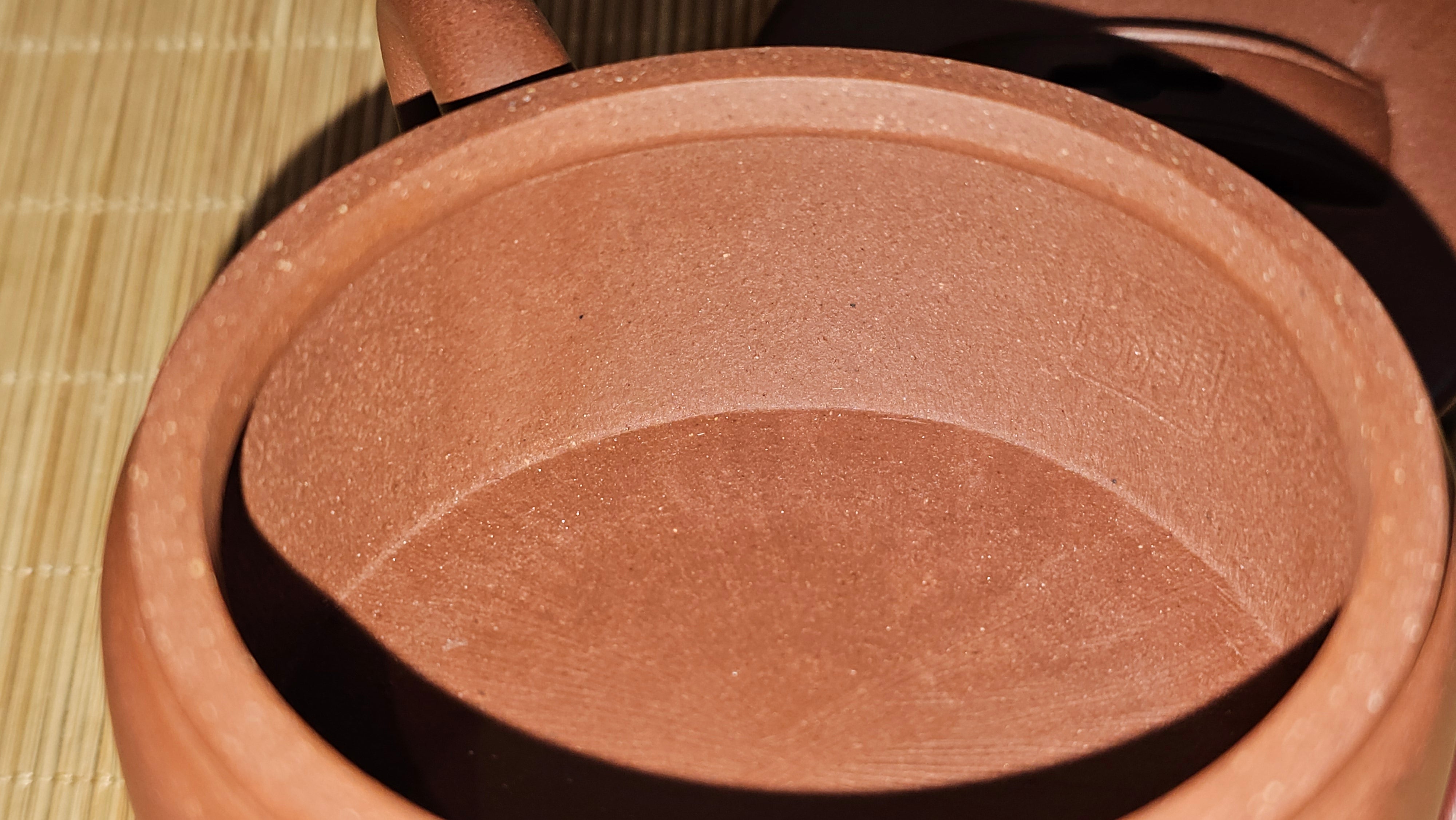 Han Wa 汉瓦, 143.3ml!  Small Volume ~ Low-Slung, Broad Han Wa!  Di Cao Qing Zi Ni 底槽青紫泥, by Craftsman Gu Xiao Ming 顾小明 ~ Congratulations to Ms C.B., 1921hrs 31st May 2025, Kaneohe, HI.