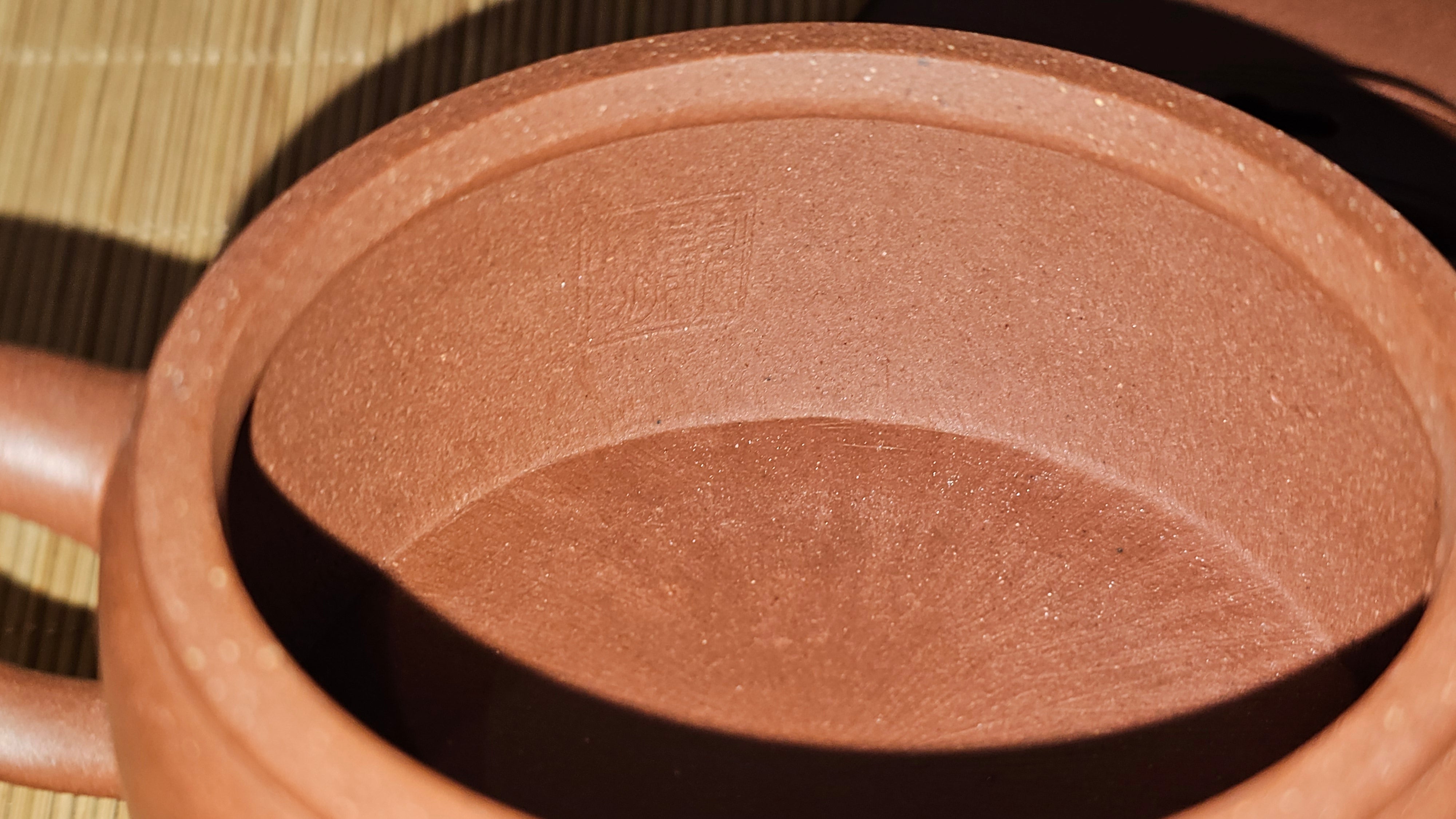 Han Wa 汉瓦, 143.3ml!  Small Volume ~ Low-Slung, Broad Han Wa!  Di Cao Qing Zi Ni 底槽青紫泥, by Craftsman Gu Xiao Ming 顾小明 ~ Congratulations to Ms C.B., 1921hrs 31st May 2025, Kaneohe, HI.