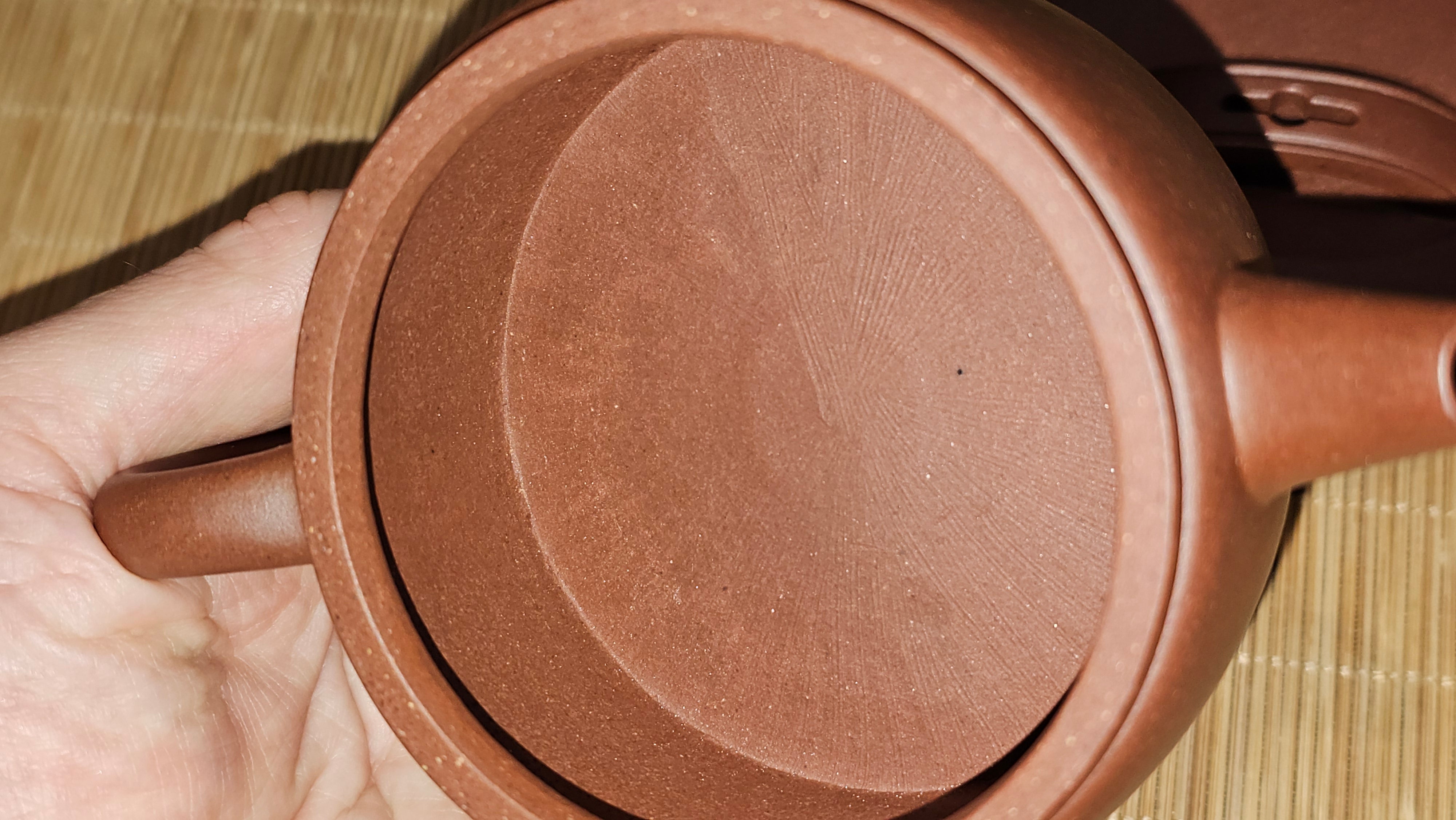 Han Wa 汉瓦, 143.3ml!  Small Volume ~ Low-Slung, Broad Han Wa!  Di Cao Qing Zi Ni 底槽青紫泥, by Craftsman Gu Xiao Ming 顾小明 ~ Congratulations to Ms C.B., 1921hrs 31st May 2025, Kaneohe, HI.