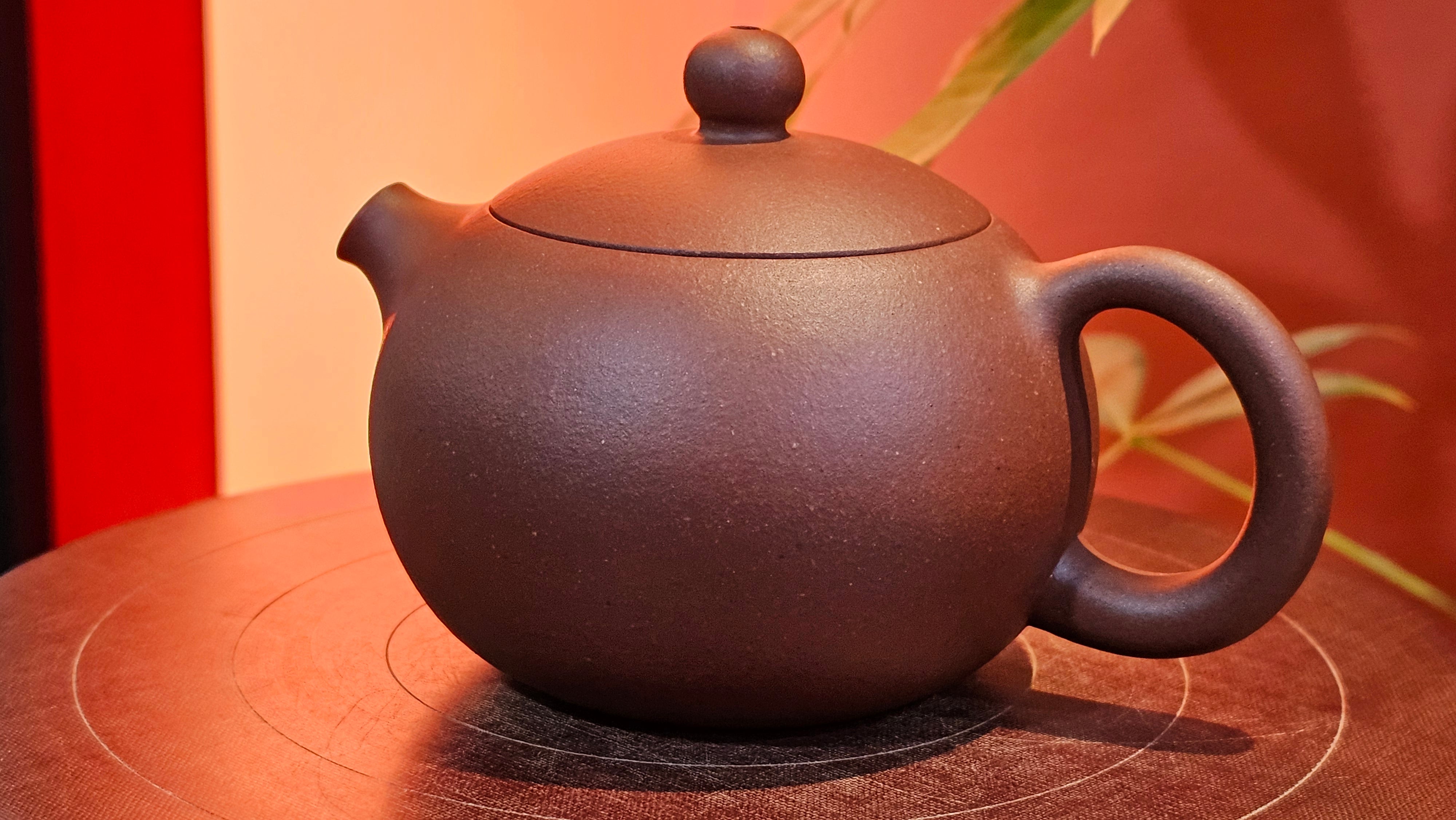 Xi Shi 西施, 161.3ml, Di Cao Qing Zi Ni 底槽青紫泥, by Craftsman Gu Xiao Ming 顾小明 ~ Congratulations to Mr A.P., 2211hrs 31st May 2025, Wien, Austria 🇦🇹.