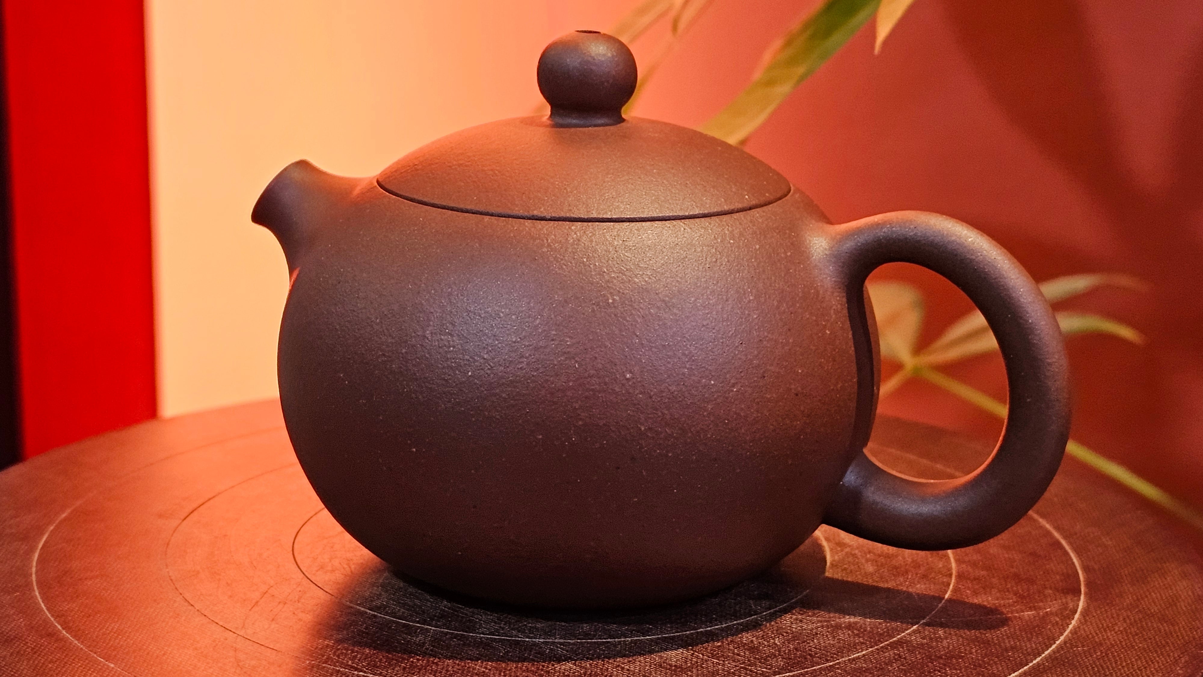 Xi Shi 西施, 161.3ml, Di Cao Qing Zi Ni 底槽青紫泥, by Craftsman Gu Xiao Ming 顾小明 ~ Congratulations to Mr A.P., 2211hrs 31st May 2025, Wien, Austria 🇦🇹.