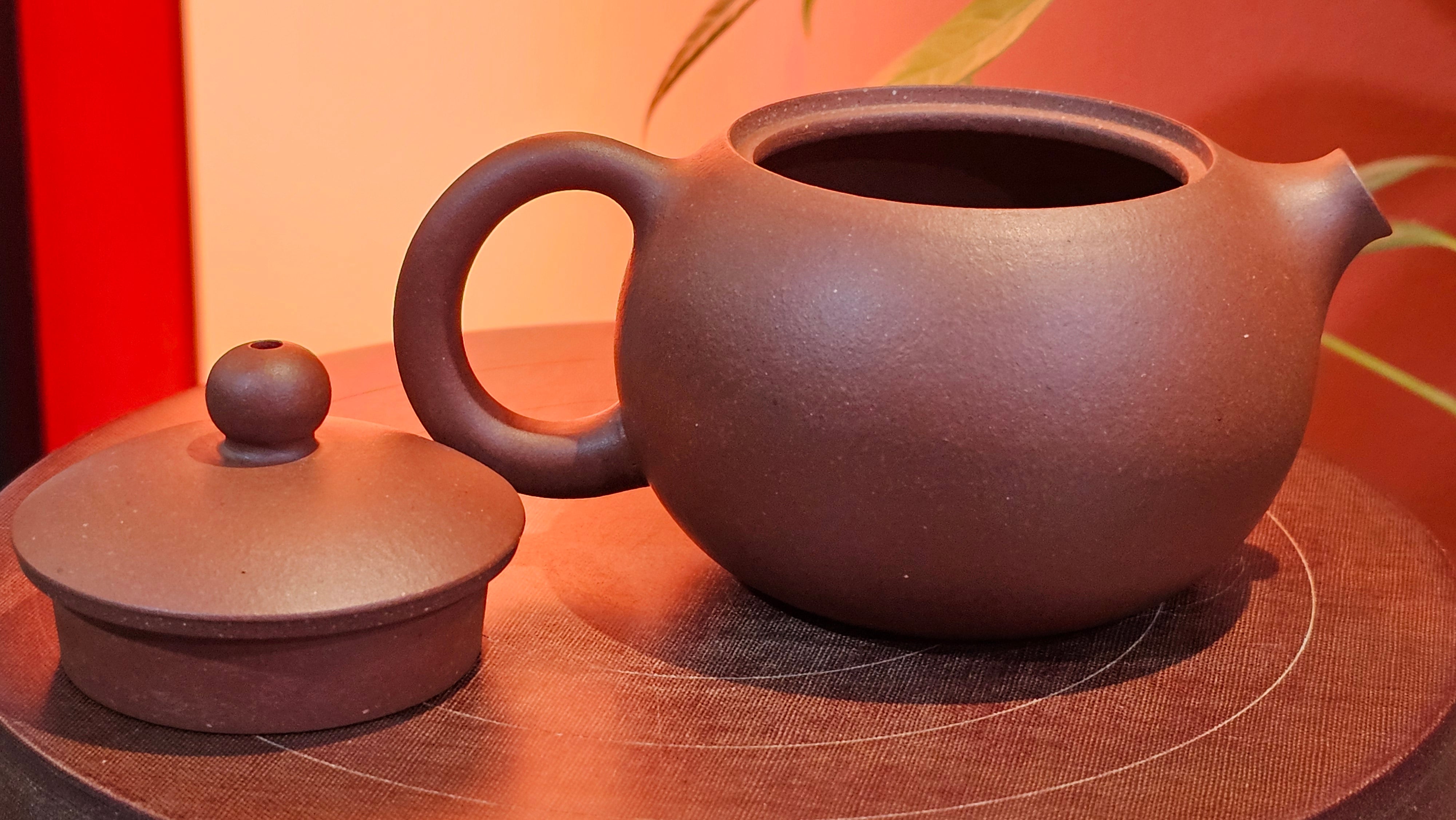 Xi Shi 西施, 161.3ml, Di Cao Qing Zi Ni 底槽青紫泥, by Craftsman Gu Xiao Ming 顾小明 ~ Congratulations to Mr A.P., 2211hrs 31st May 2025, Wien, Austria 🇦🇹.