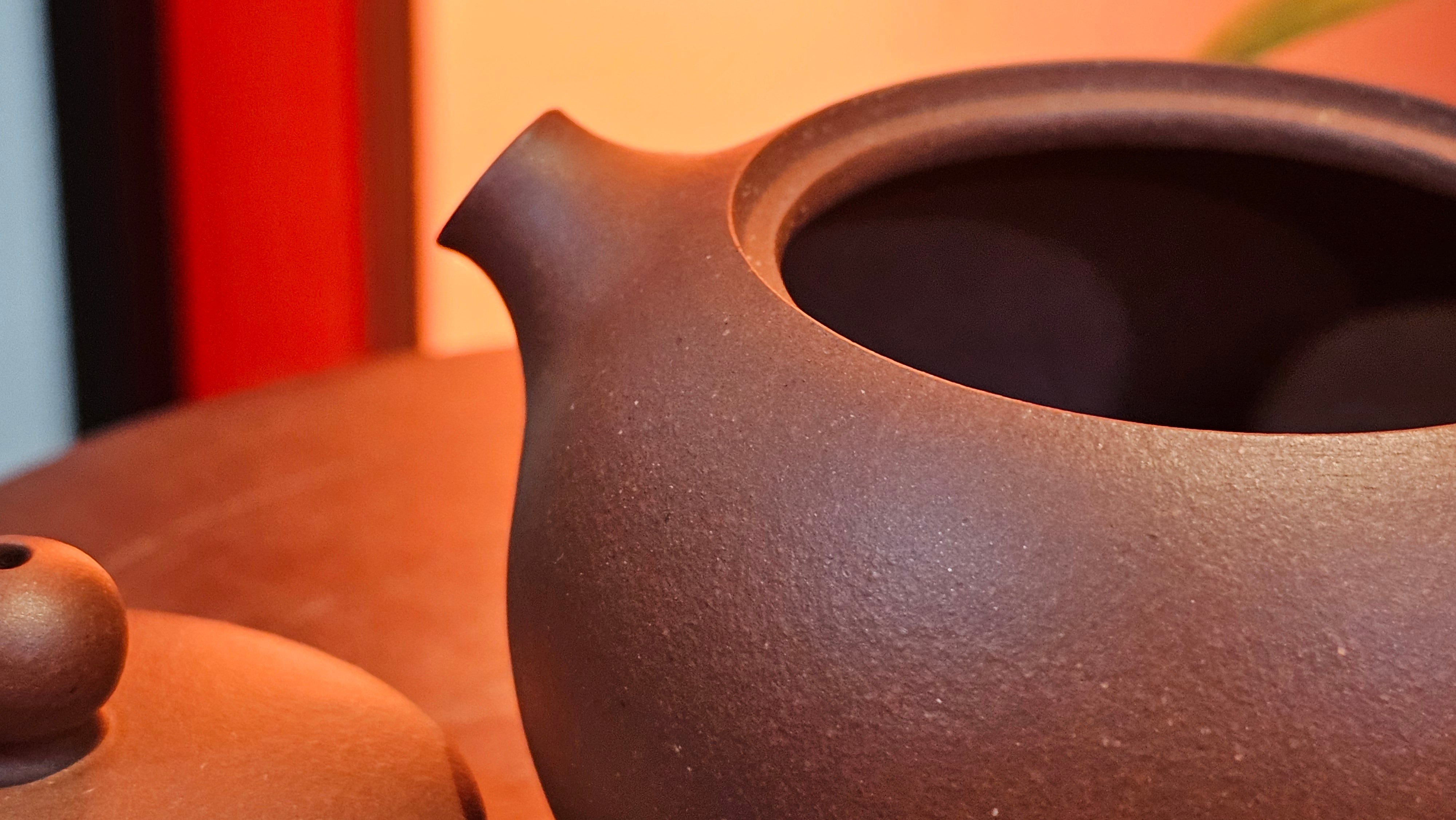 Xi Shi 西施, 161.3ml, Di Cao Qing Zi Ni 底槽青紫泥, by Craftsman Gu Xiao Ming 顾小明 ~ Congratulations to Mr A.P., 2211hrs 31st May 2025, Wien, Austria 🇦🇹.