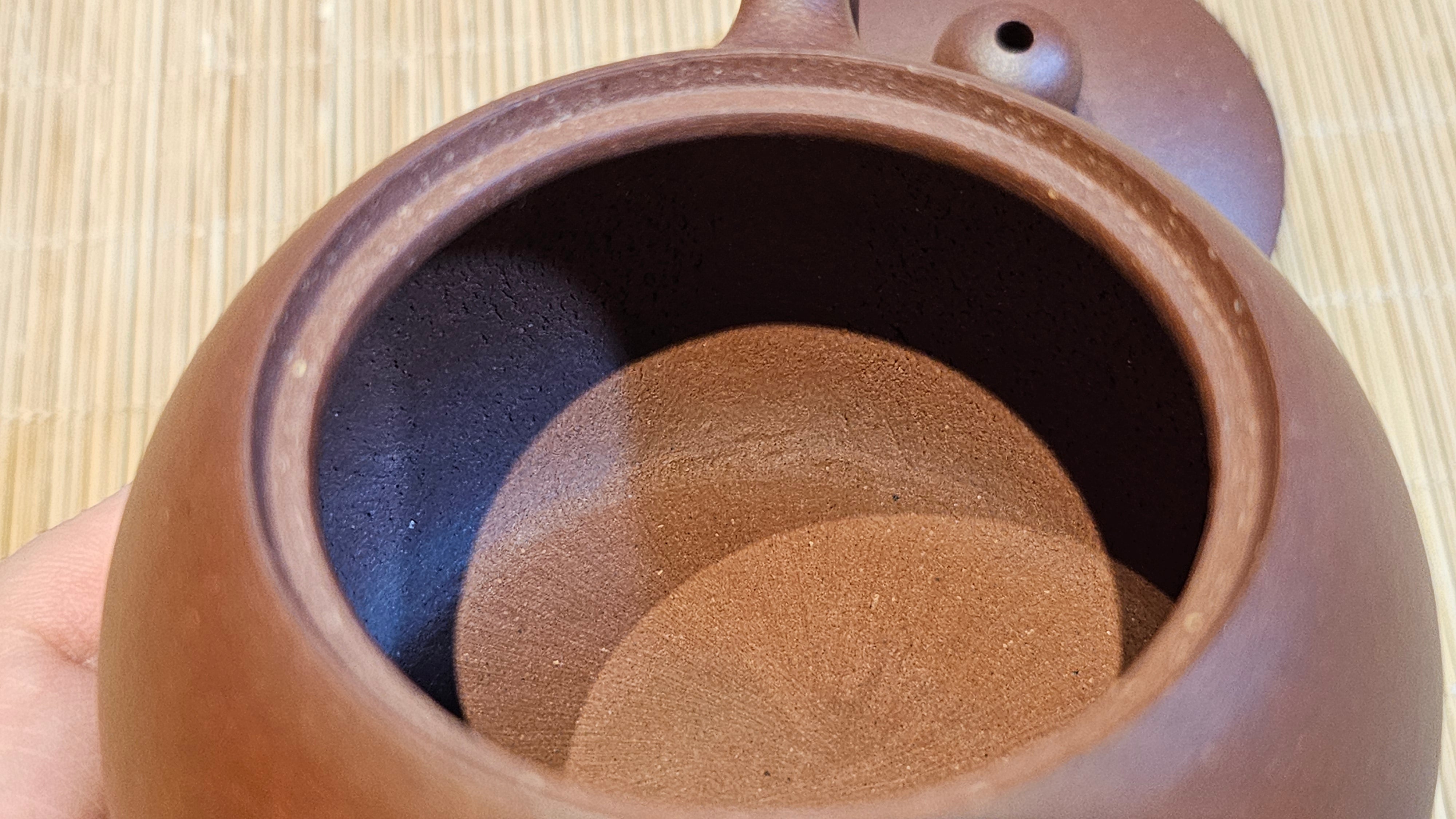 Xi Shi 西施, 161.3ml, Di Cao Qing Zi Ni 底槽青紫泥, by Craftsman Gu Xiao Ming 顾小明 ~ Congratulations to Mr A.P., 2211hrs 31st May 2025, Wien, Austria 🇦🇹.