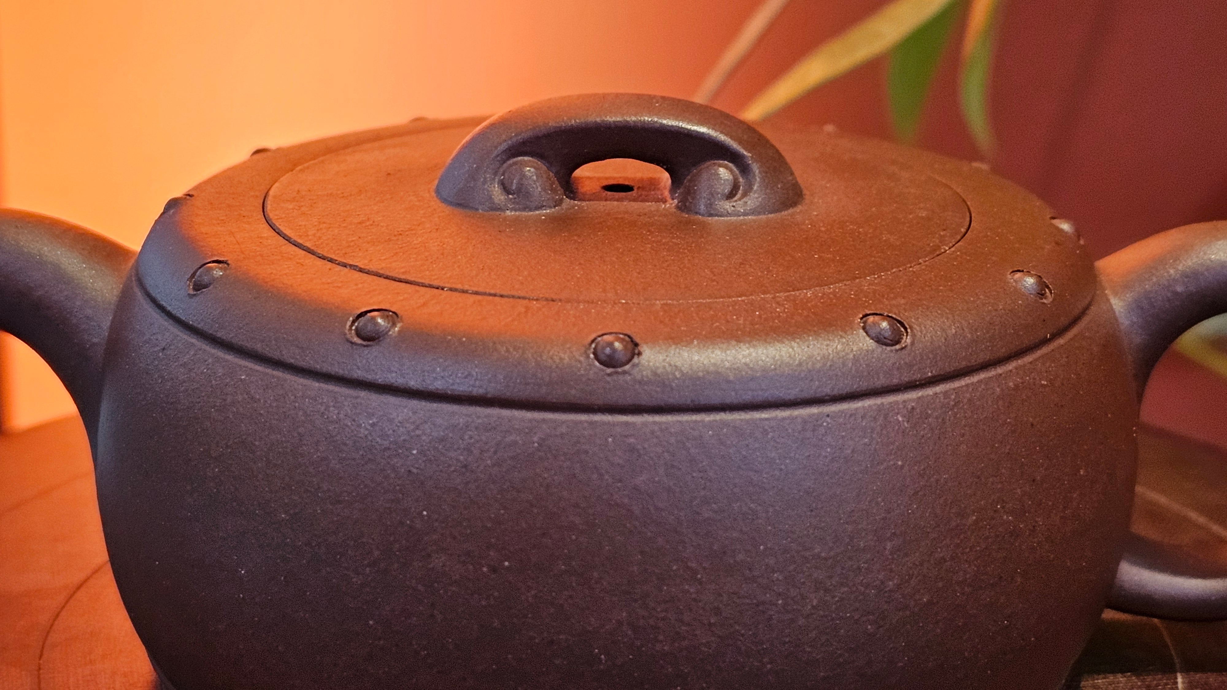 Ru Yi Gu 如意鼓, 207.3ml, Di Cao Qing Zi Ni 底槽青紫泥, by our Craftsman Li Qiu Lin 李秋林 ~ Congratulations to Mr A.Y., 1104hrs 1st June 2025, Millbrae, CA.