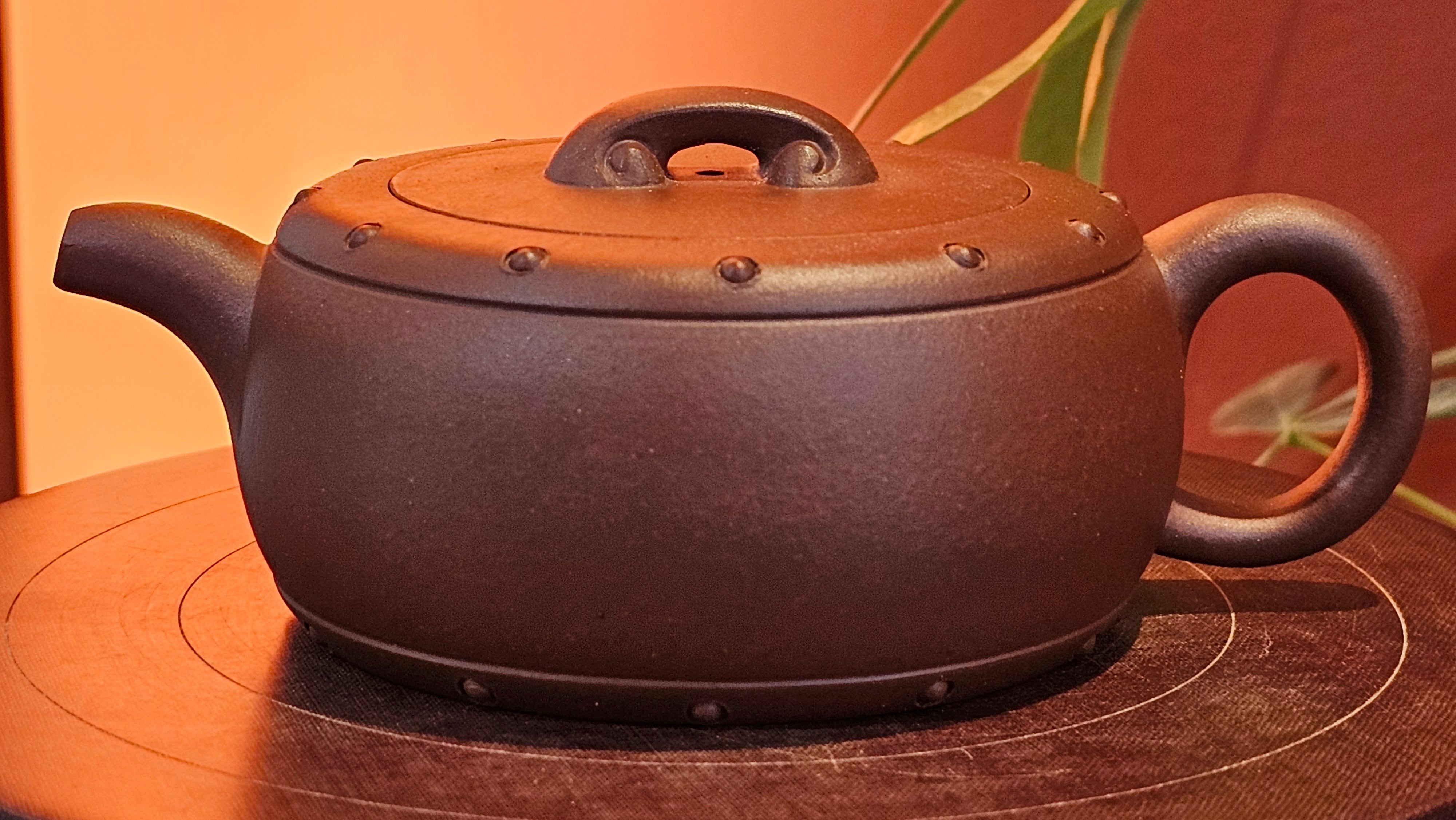 Ru Yi Gu 如意鼓, 207.3ml, Di Cao Qing Zi Ni 底槽青紫泥, by our Craftsman Li Qiu Lin 李秋林 ~ Congratulations to Mr A.Y., 1104hrs 1st June 2025, Millbrae, CA.