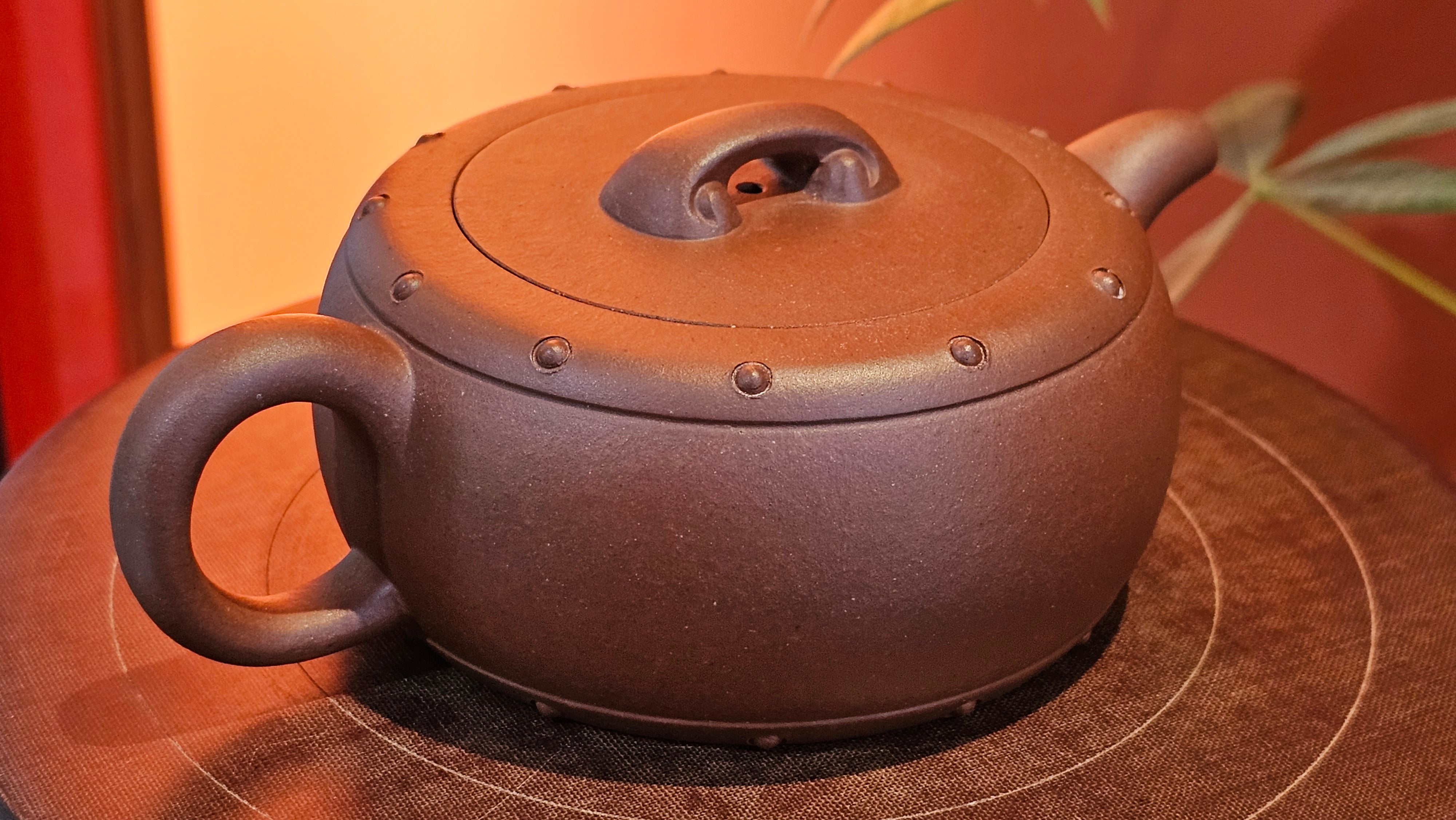 Ru Yi Gu 如意鼓, 207.3ml, Di Cao Qing Zi Ni 底槽青紫泥, by our Craftsman Li Qiu Lin 李秋林 ~ Congratulations to Mr A.Y., 1104hrs 1st June 2025, Millbrae, CA.