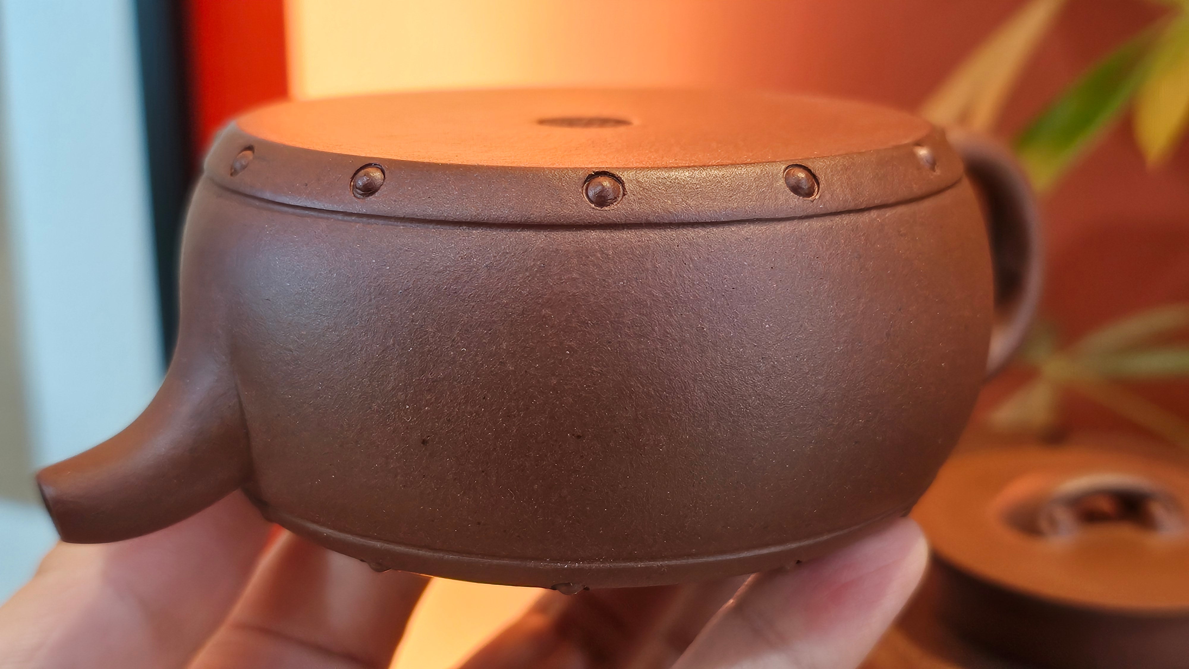 Ru Yi Gu 如意鼓, 207.3ml, Di Cao Qing Zi Ni 底槽青紫泥, by our Craftsman Li Qiu Lin 李秋林 ~ Congratulations to Mr A.Y., 1104hrs 1st June 2025, Millbrae, CA.