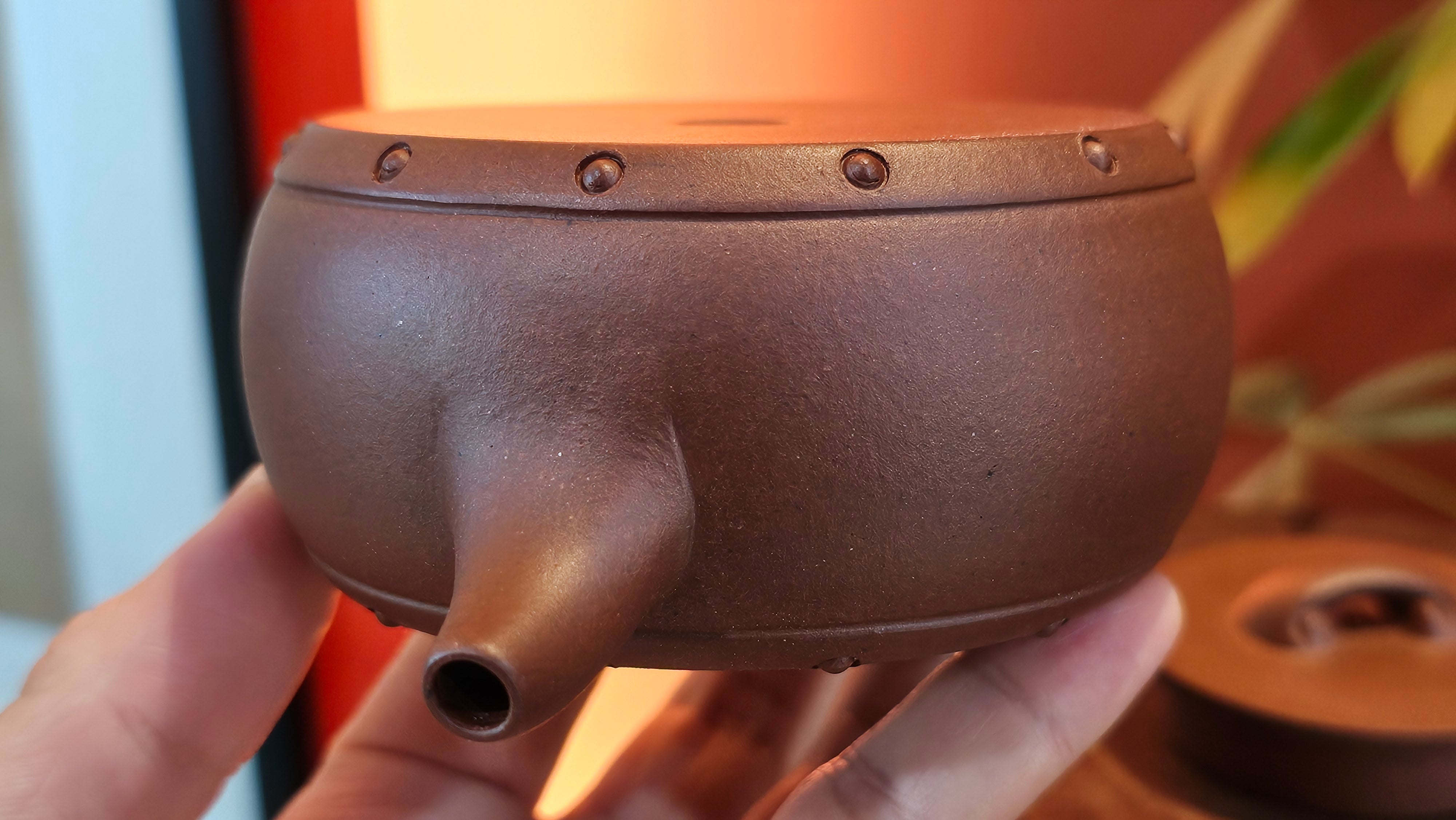 Ru Yi Gu 如意鼓, 207.3ml, Di Cao Qing Zi Ni 底槽青紫泥, by our Craftsman Li Qiu Lin 李秋林 ~ Congratulations to Mr A.Y., 1104hrs 1st June 2025, Millbrae, CA.