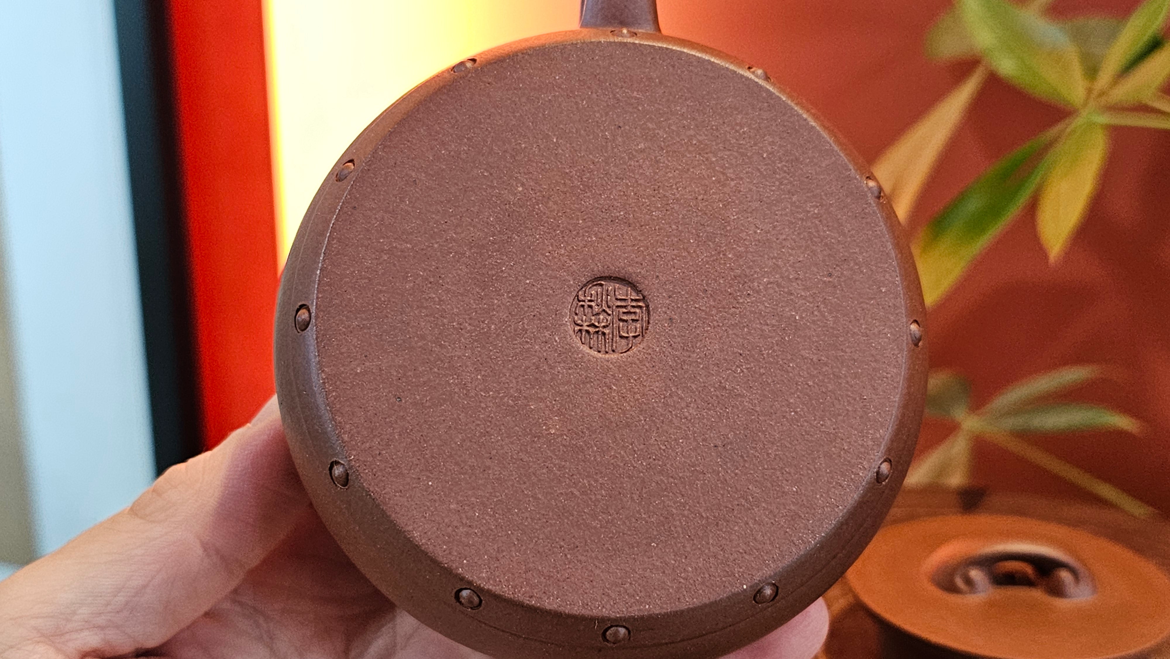 Ru Yi Gu 如意鼓, 207.3ml, Di Cao Qing Zi Ni 底槽青紫泥, by our Craftsman Li Qiu Lin 李秋林 ~ Congratulations to Mr A.Y., 1104hrs 1st June 2025, Millbrae, CA.