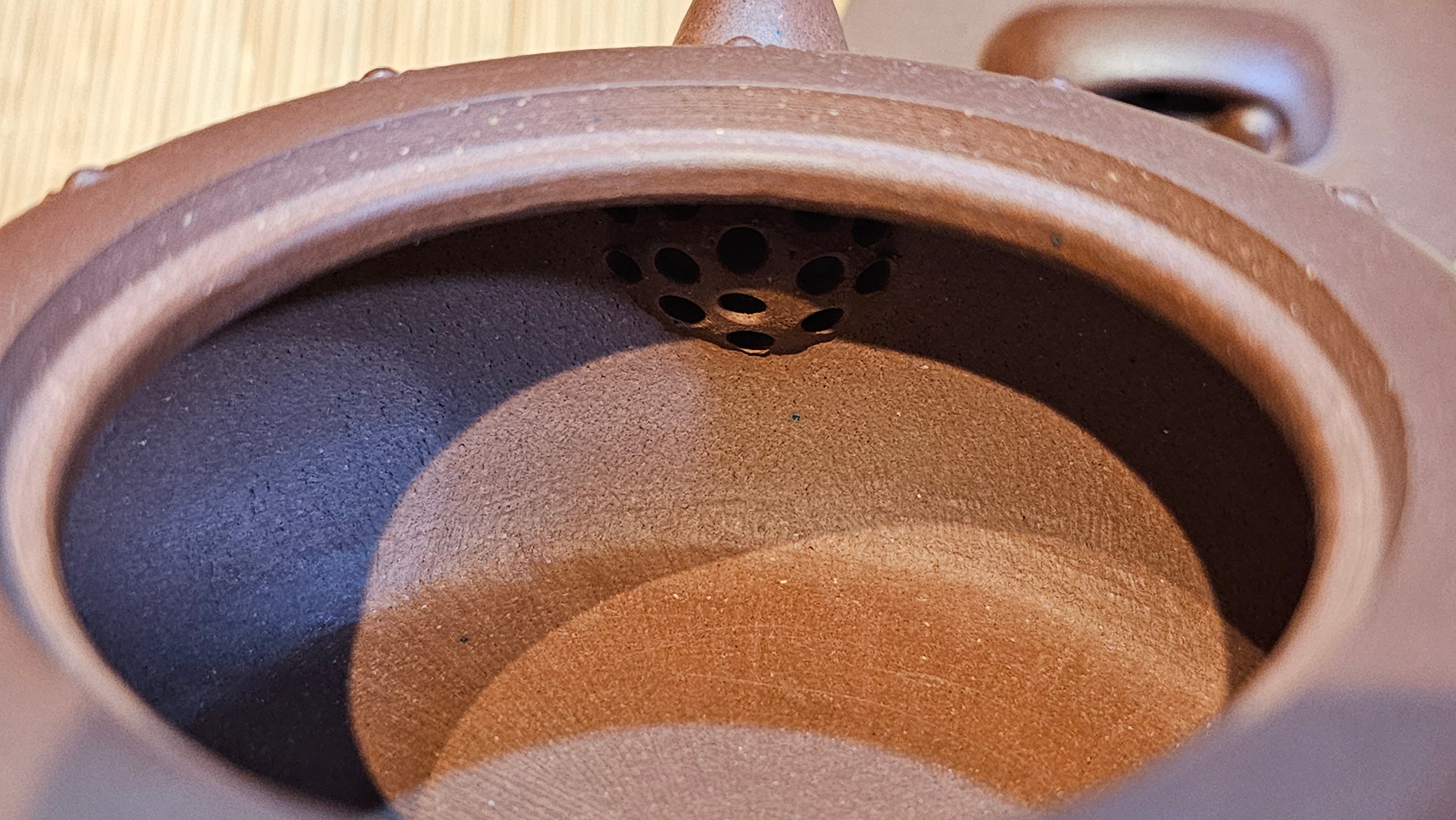 Ru Yi Gu 如意鼓, 207.3ml, Di Cao Qing Zi Ni 底槽青紫泥, by our Craftsman Li Qiu Lin 李秋林 ~ Congratulations to Mr A.Y., 1104hrs 1st June 2025, Millbrae, CA.