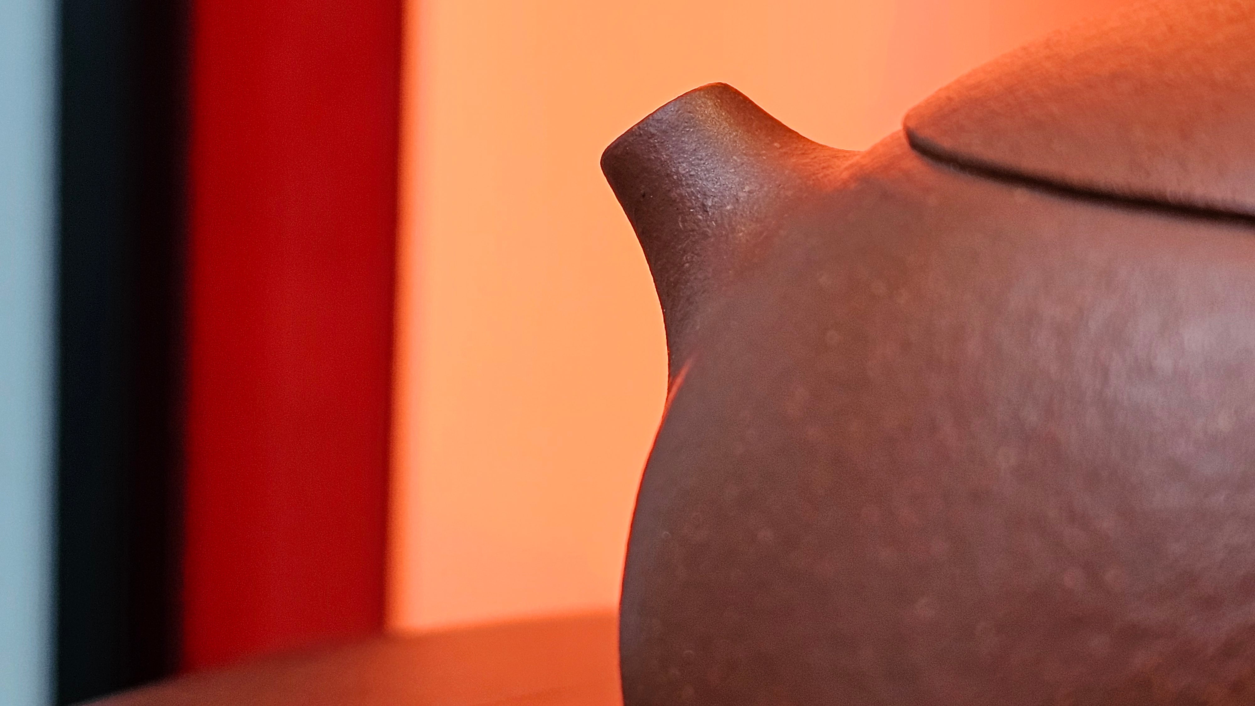 Xi Shi 西施, 137.1ml, Hong Jiang Po Ni (rarer form of Jiang Po Ni) 红降坡泥, by our Collaborative Craftsman Chen Gui Zhi 陈桂枝 ~ Congratulations to Mr M.C., 1051hrs 1st June 2025, Fresno, CA.