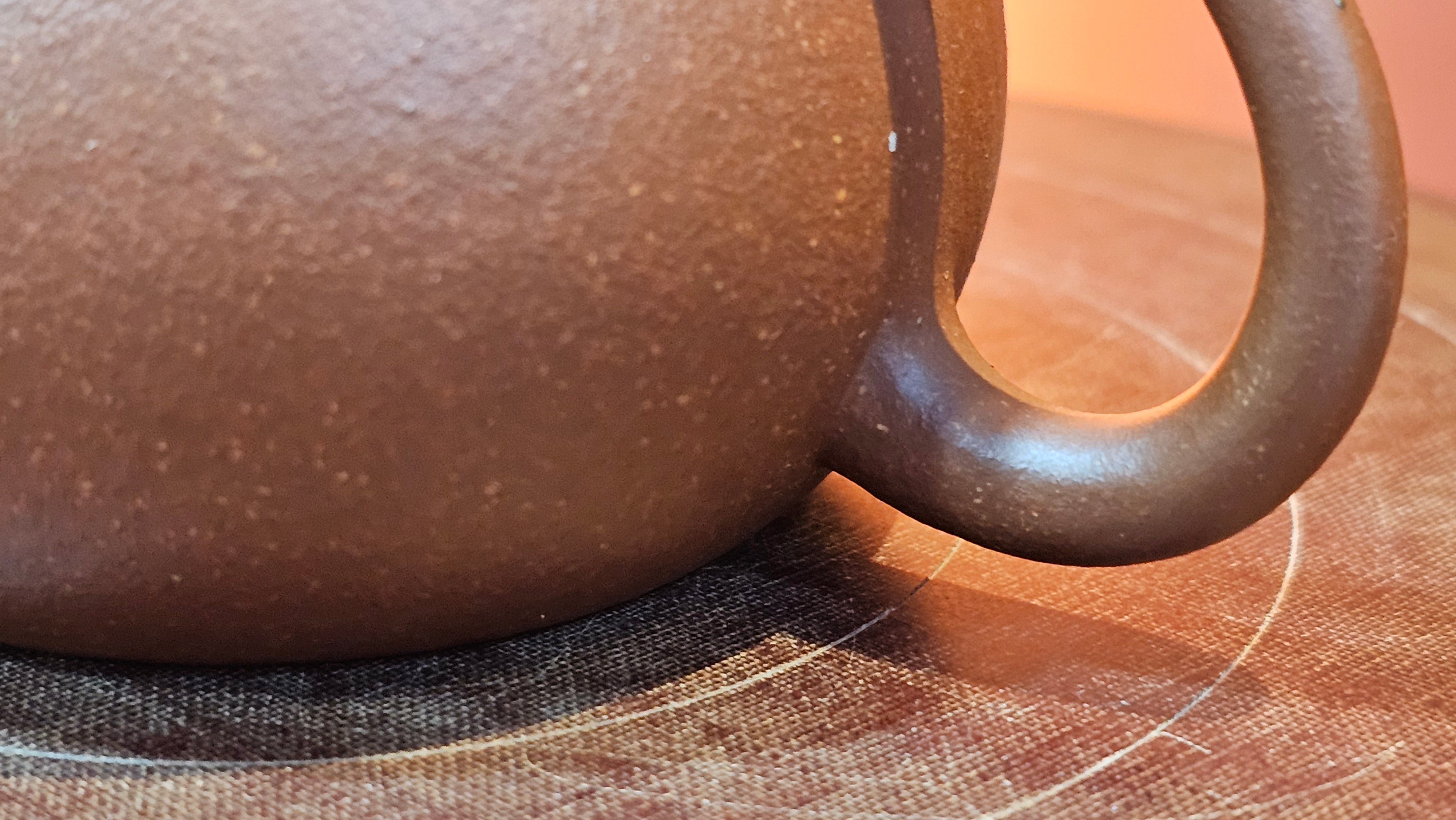 Xi Shi 西施, 137.1ml, Hong Jiang Po Ni (rarer form of Jiang Po Ni) 红降坡泥, by our Collaborative Craftsman Chen Gui Zhi 陈桂枝 ~ Congratulations to Mr M.C., 1051hrs 1st June 2025, Fresno, CA.