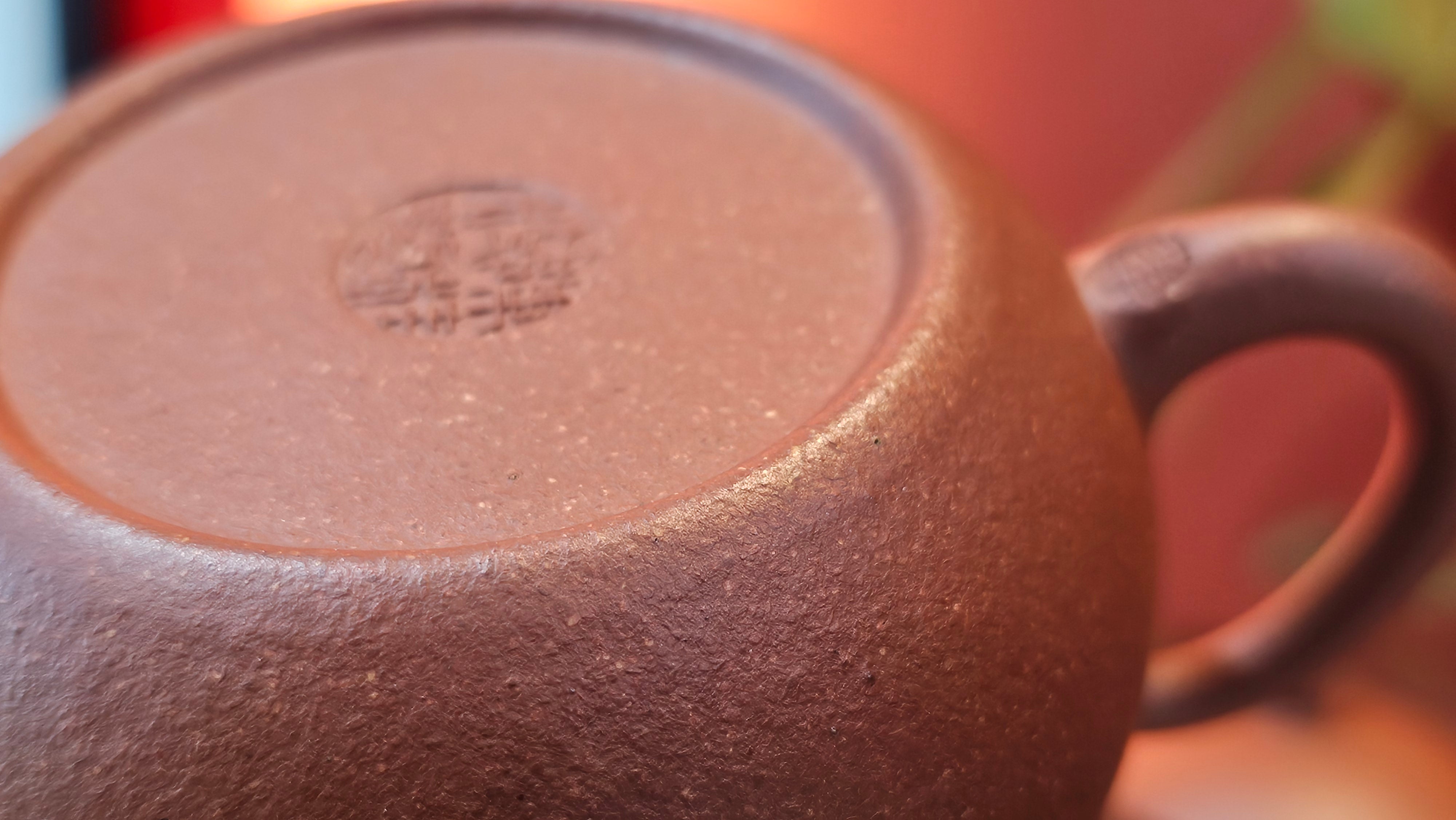 Xi Shi 西施, 137.1ml, Hong Jiang Po Ni (rarer form of Jiang Po Ni) 红降坡泥, by our Collaborative Craftsman Chen Gui Zhi 陈桂枝 ~ Congratulations to Mr M.C., 1051hrs 1st June 2025, Fresno, CA.