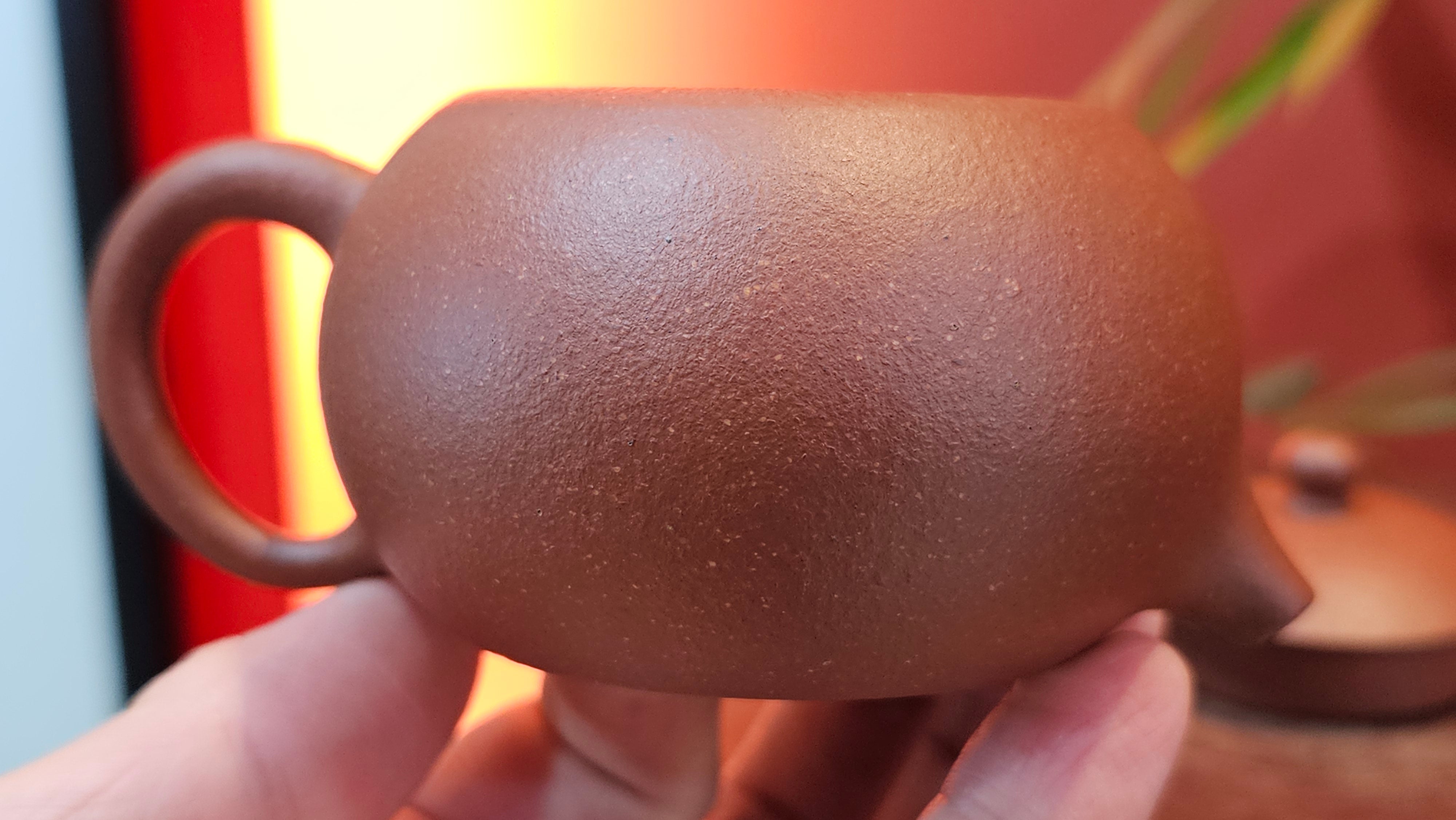 Xi Shi 西施, 137.1ml, Hong Jiang Po Ni (rarer form of Jiang Po Ni) 红降坡泥, by our Collaborative Craftsman Chen Gui Zhi 陈桂枝 ~ Congratulations to Mr M.C., 1051hrs 1st June 2025, Fresno, CA.