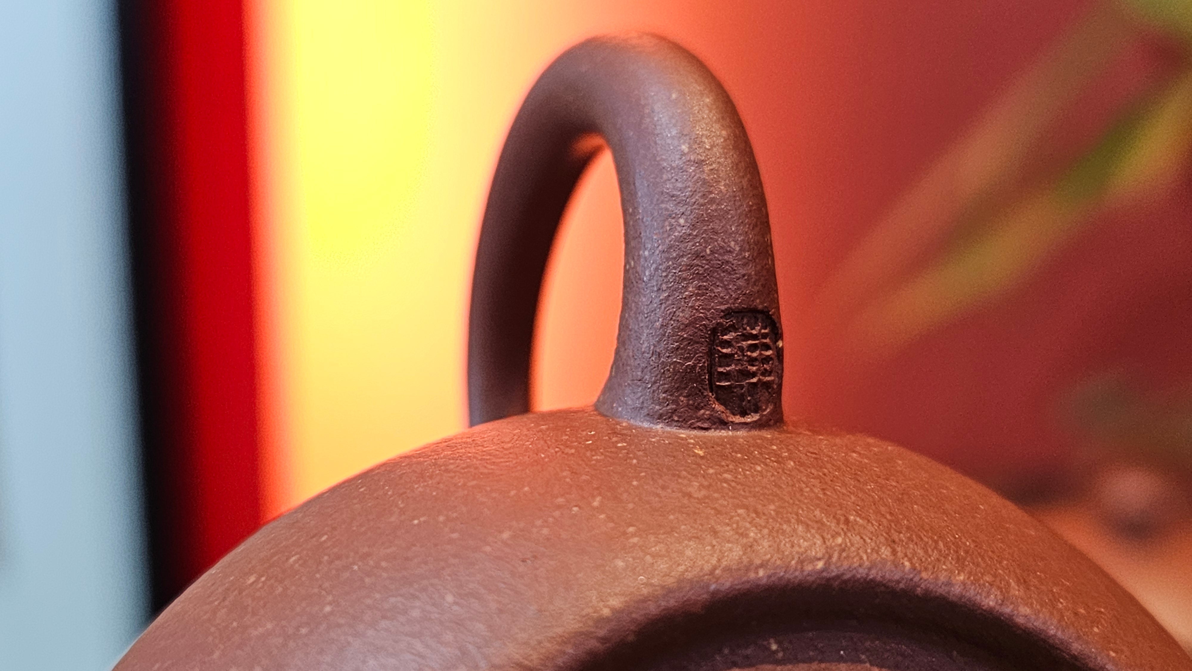 Xi Shi 西施, 137.1ml, Hong Jiang Po Ni (rarer form of Jiang Po Ni) 红降坡泥, by our Collaborative Craftsman Chen Gui Zhi 陈桂枝 ~ Congratulations to Mr M.C., 1051hrs 1st June 2025, Fresno, CA.