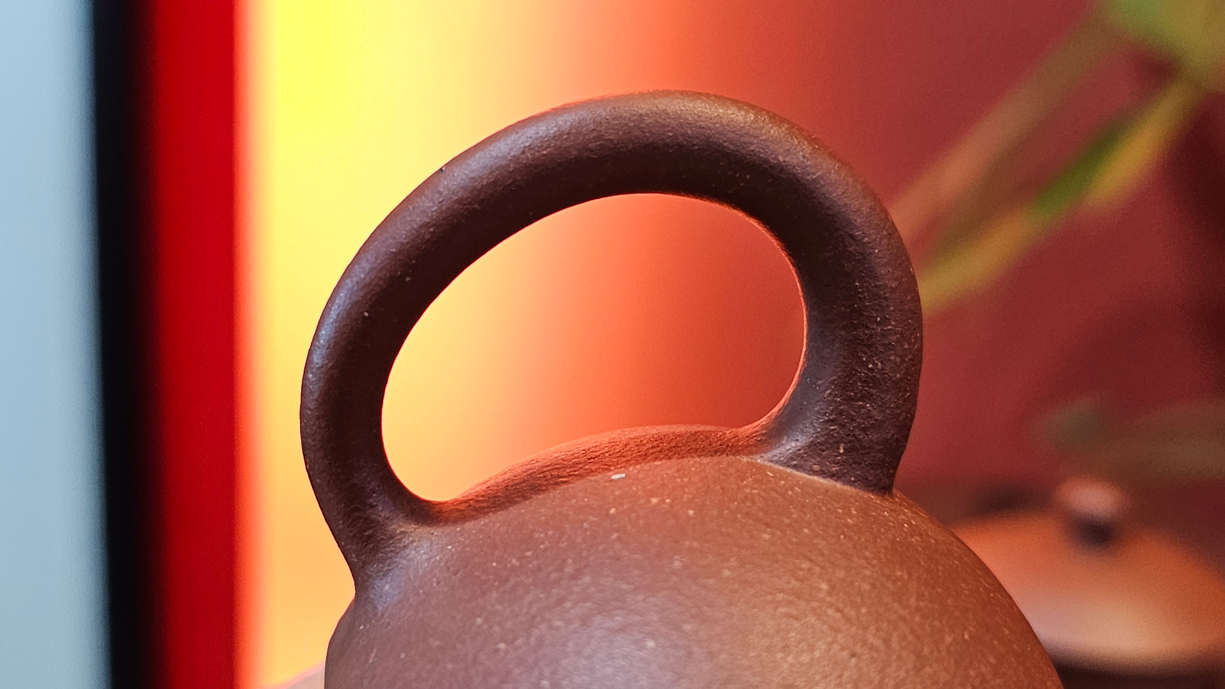 Xi Shi 西施, 137.1ml, Hong Jiang Po Ni (rarer form of Jiang Po Ni) 红降坡泥, by our Collaborative Craftsman Chen Gui Zhi 陈桂枝 ~ Congratulations to Mr M.C., 1051hrs 1st June 2025, Fresno, CA.