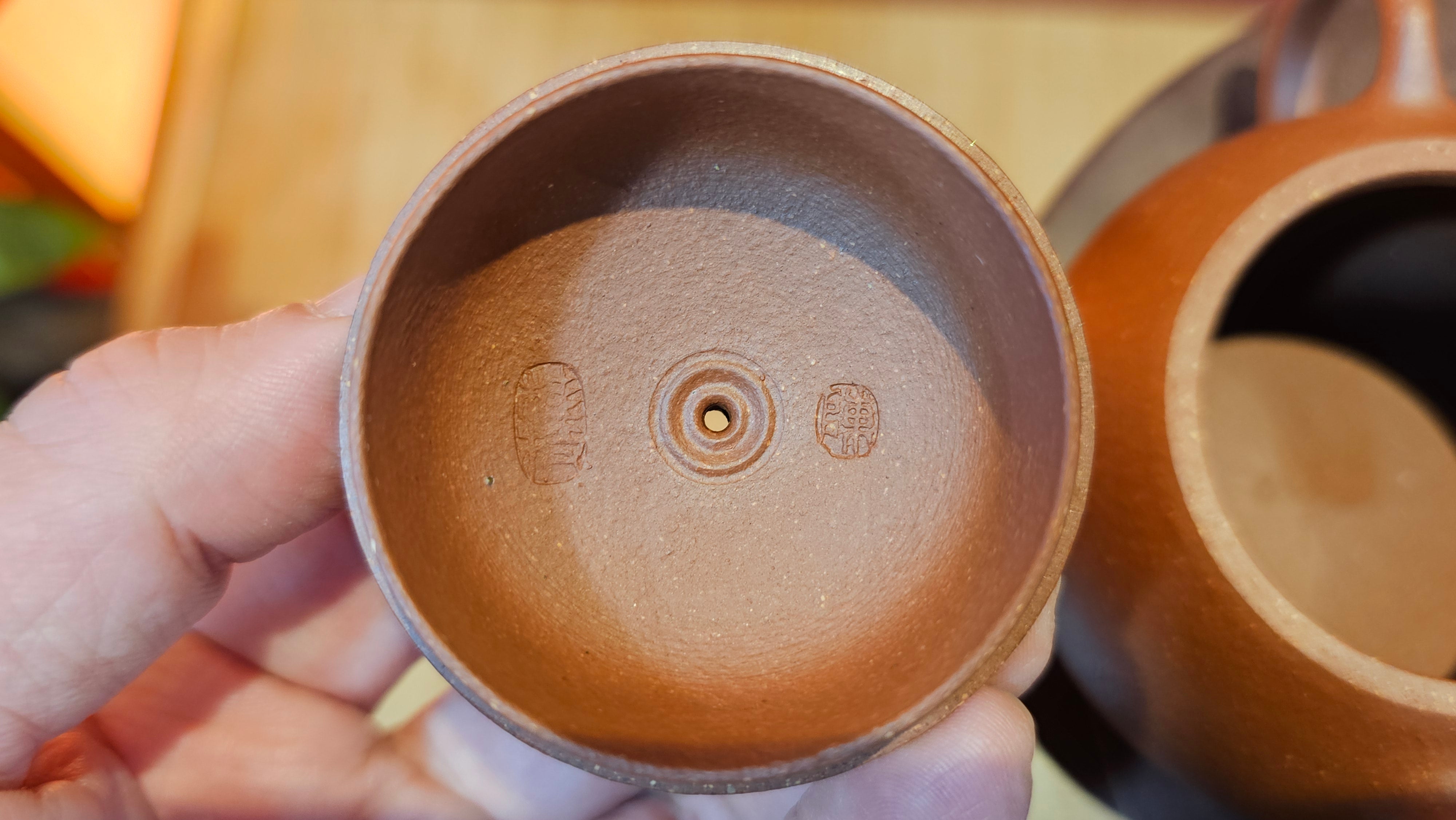 Xi Shi 西施, 137.1ml, Hong Jiang Po Ni (rarer form of Jiang Po Ni) 红降坡泥, by our Collaborative Craftsman Chen Gui Zhi 陈桂枝 ~ Congratulations to Mr M.C., 1051hrs 1st June 2025, Fresno, CA.