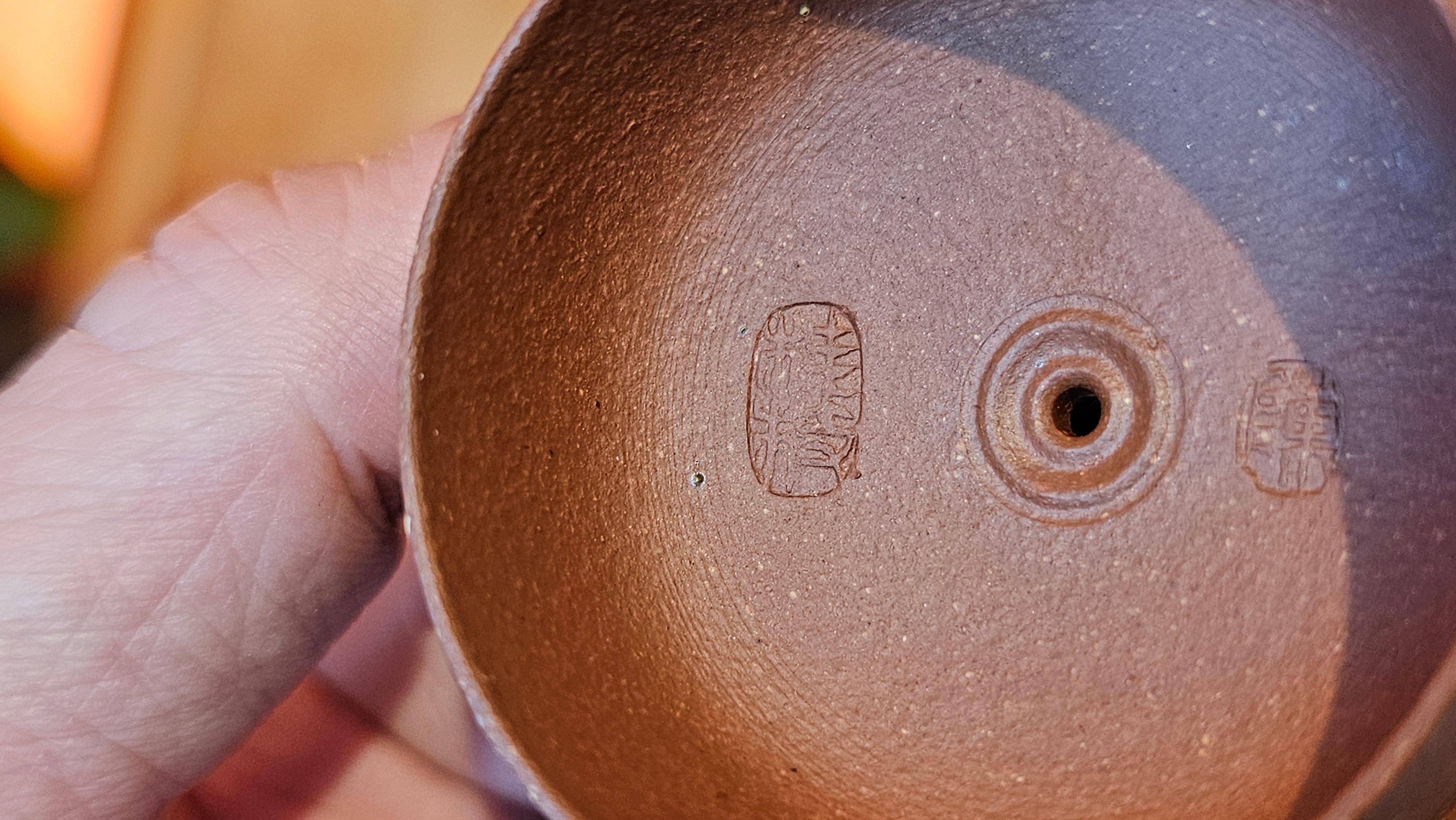 Xi Shi 西施, 137.1ml, Hong Jiang Po Ni (rarer form of Jiang Po Ni) 红降坡泥, by our Collaborative Craftsman Chen Gui Zhi 陈桂枝 ~ Congratulations to Mr M.C., 1051hrs 1st June 2025, Fresno, CA.