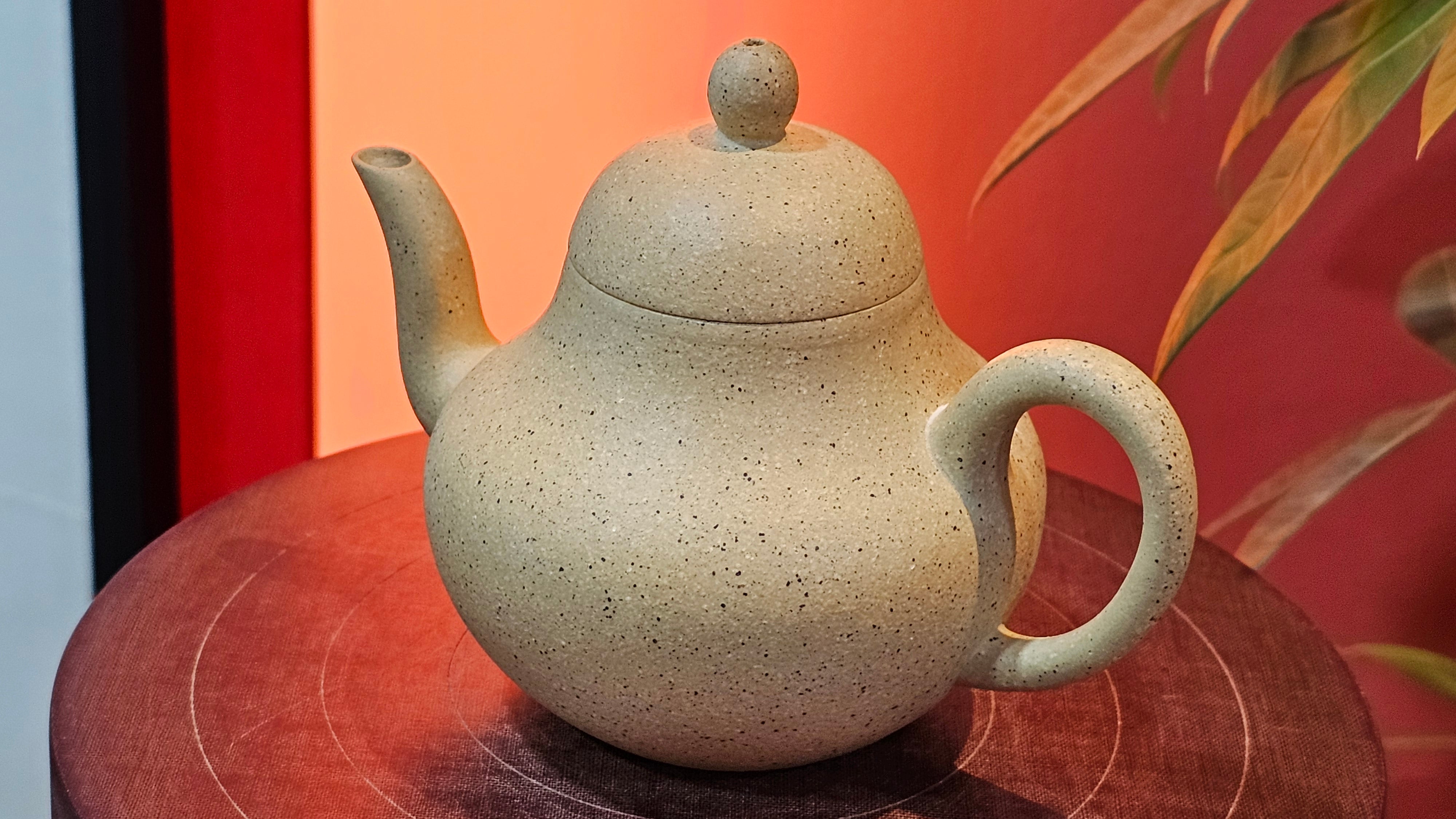 Si Ting 思亭, 191.3ml, Zhi Ma Duan Ni 芝麻段泥, by Craftsman Gu Xiao Ming 顾小明 ~ Congratulations to Mr G.T., 1954hrs 3rd June, Singapore 🇸🇬.