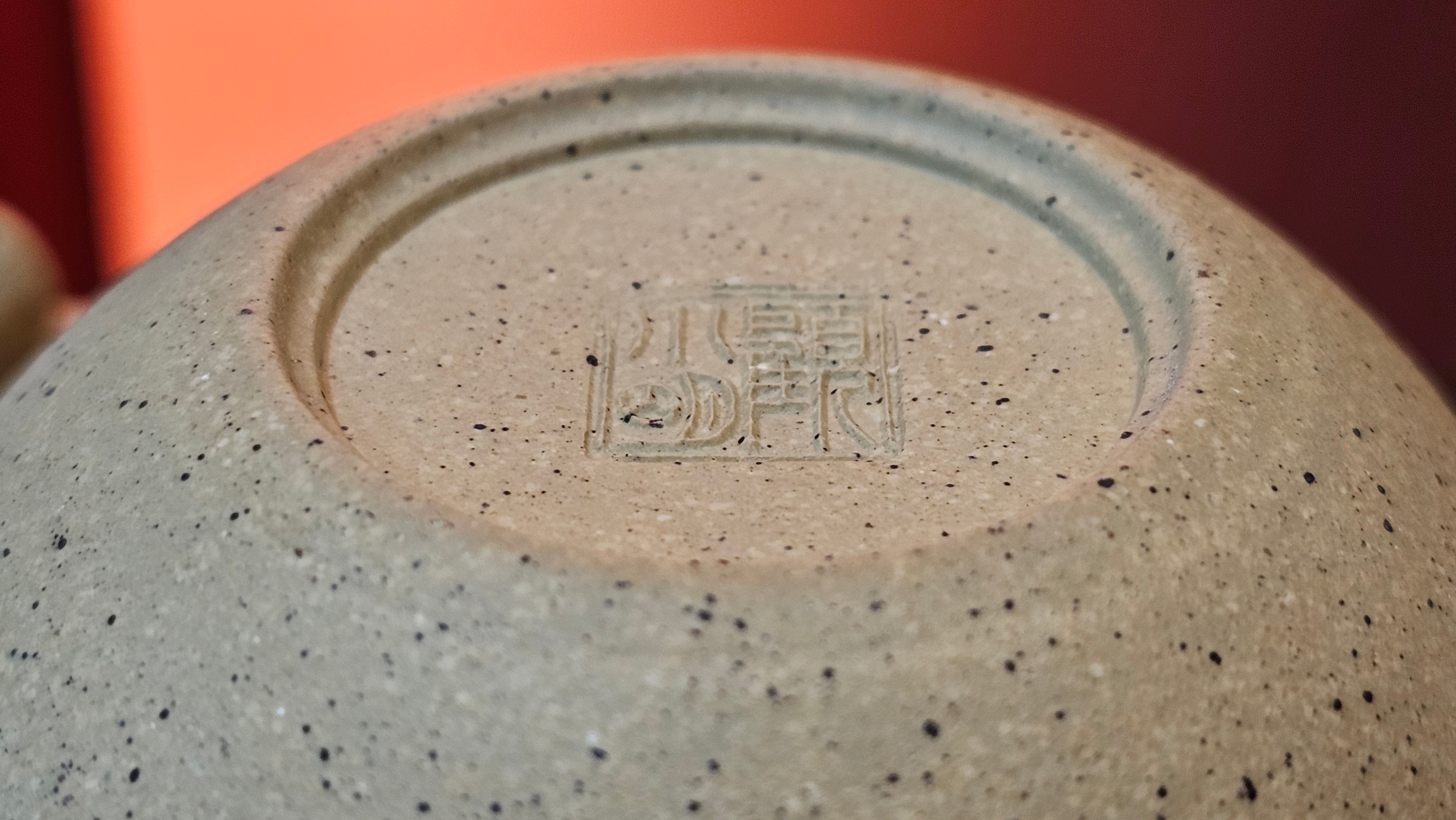 Si Ting 思亭, 191.3ml, Zhi Ma Duan Ni 芝麻段泥, by Craftsman Gu Xiao Ming 顾小明 ~ Congratulations to Mr G.T., 1954hrs 3rd June, Singapore 🇸🇬.