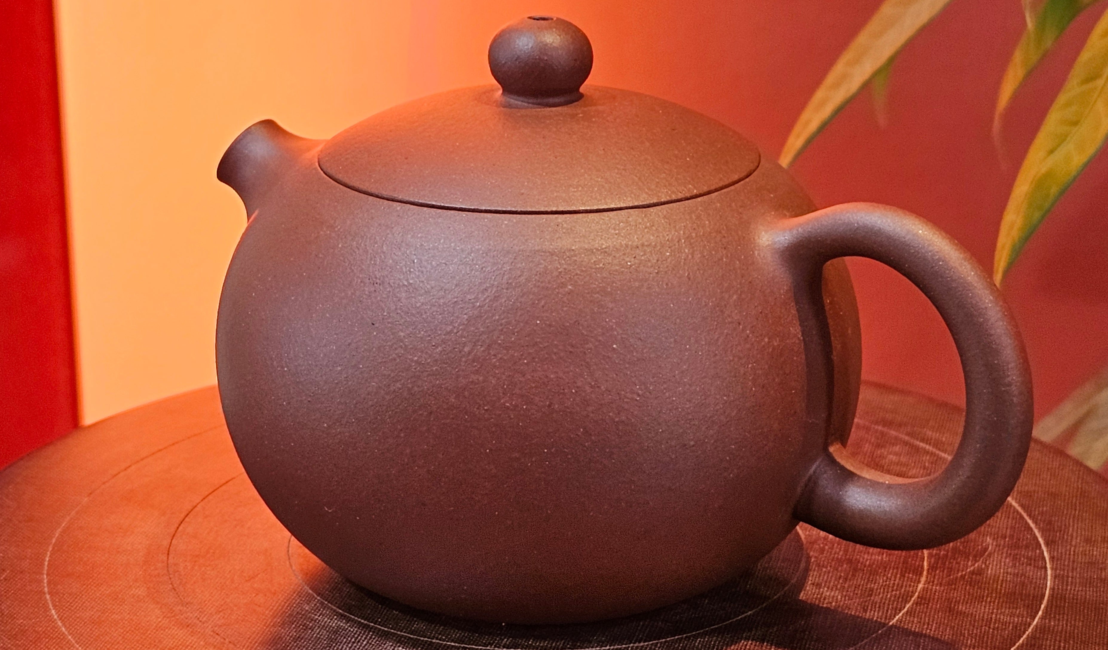 Xi Shi 西施, 219.1ml, Di Cao Qing Zi Ni 底槽青紫泥, by Craftsman Gu Xiao Ming 顾小明 ~ Congratulations to Mr G., 1347hrs 4th June 2025, Monument, CO.