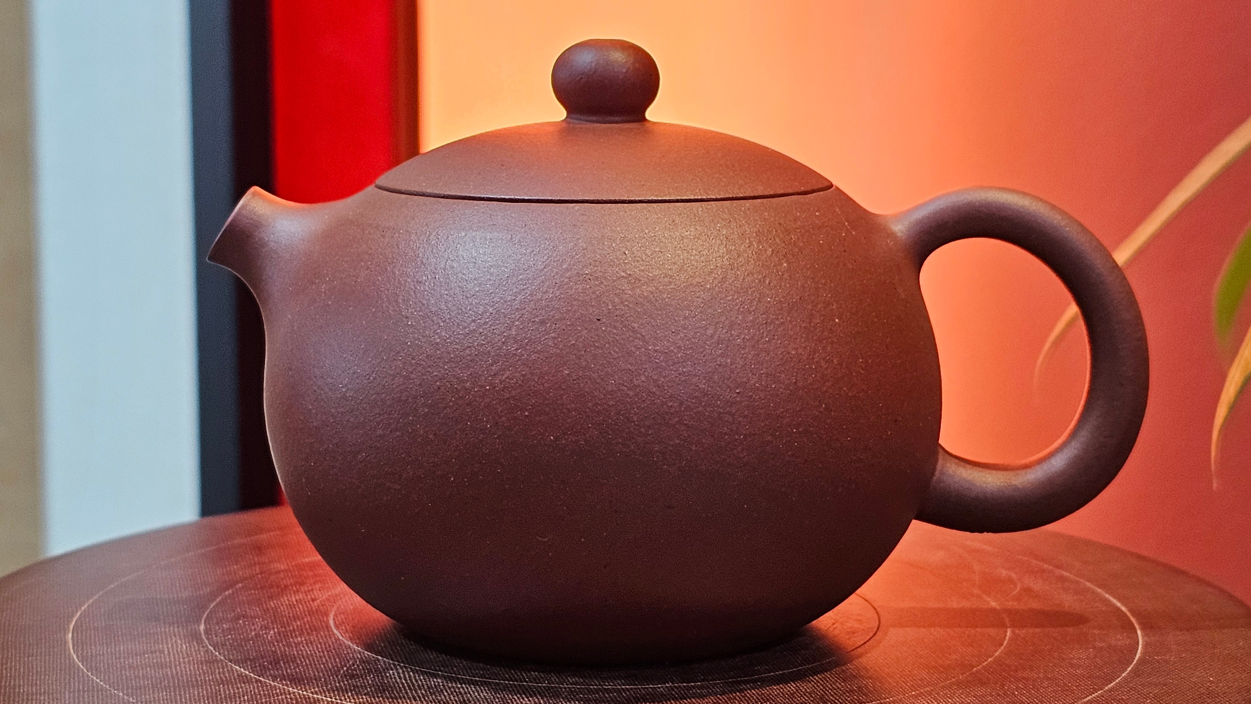 Xi Shi 西施, 219.1ml, Di Cao Qing Zi Ni 底槽青紫泥, by Craftsman Gu Xiao Ming 顾小明 ~ Congratulations to Mr G., 1347hrs 4th June 2025, Monument, CO.