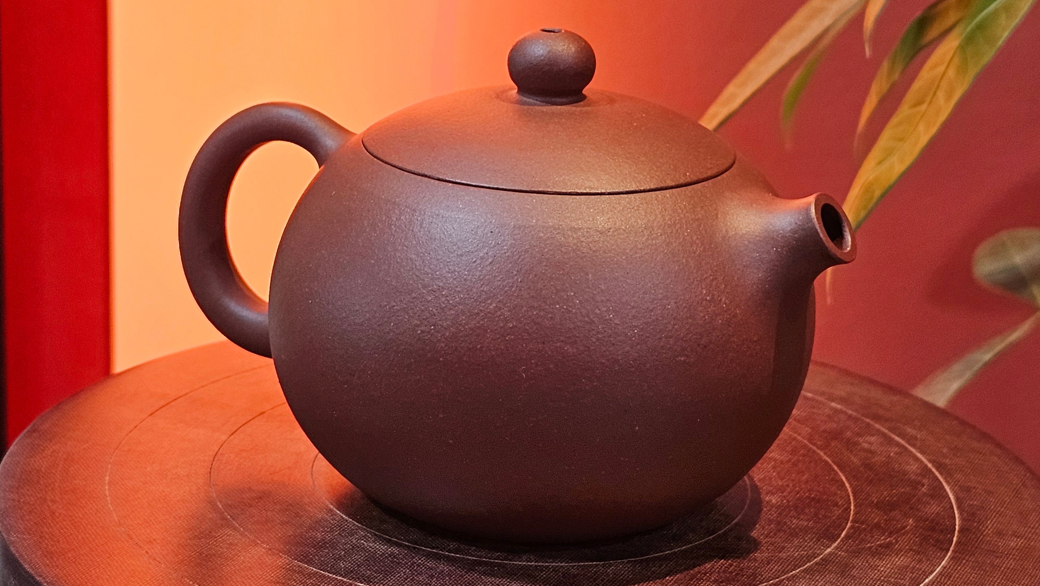 Xi Shi 西施, 219.1ml, Di Cao Qing Zi Ni 底槽青紫泥, by Craftsman Gu Xiao Ming 顾小明 ~ Congratulations to Mr G., 1347hrs 4th June 2025, Monument, CO.