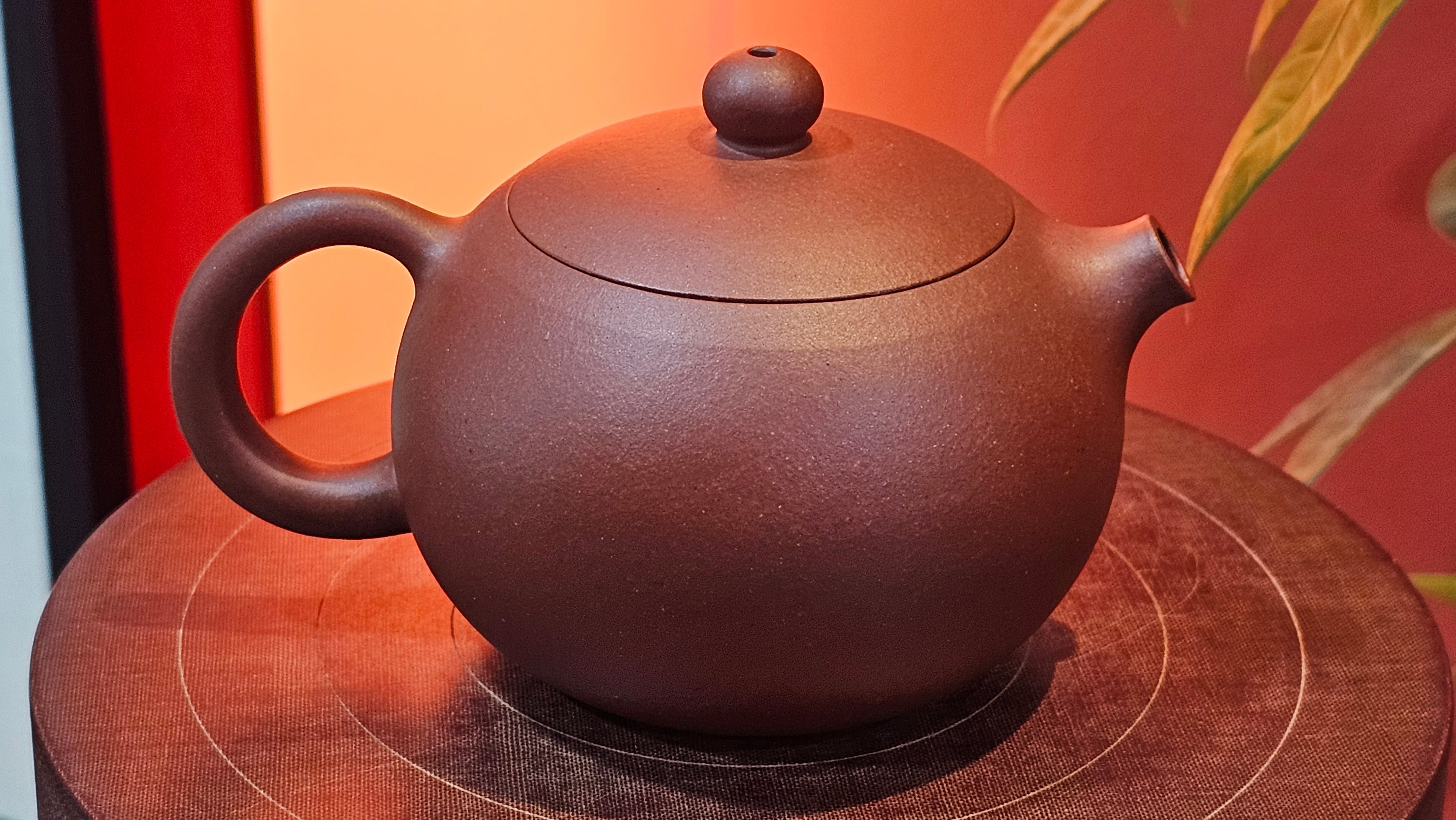 Xi Shi 西施, 219.1ml, Di Cao Qing Zi Ni 底槽青紫泥, by Craftsman Gu Xiao Ming 顾小明 ~ Congratulations to Mr G., 1347hrs 4th June 2025, Monument, CO.