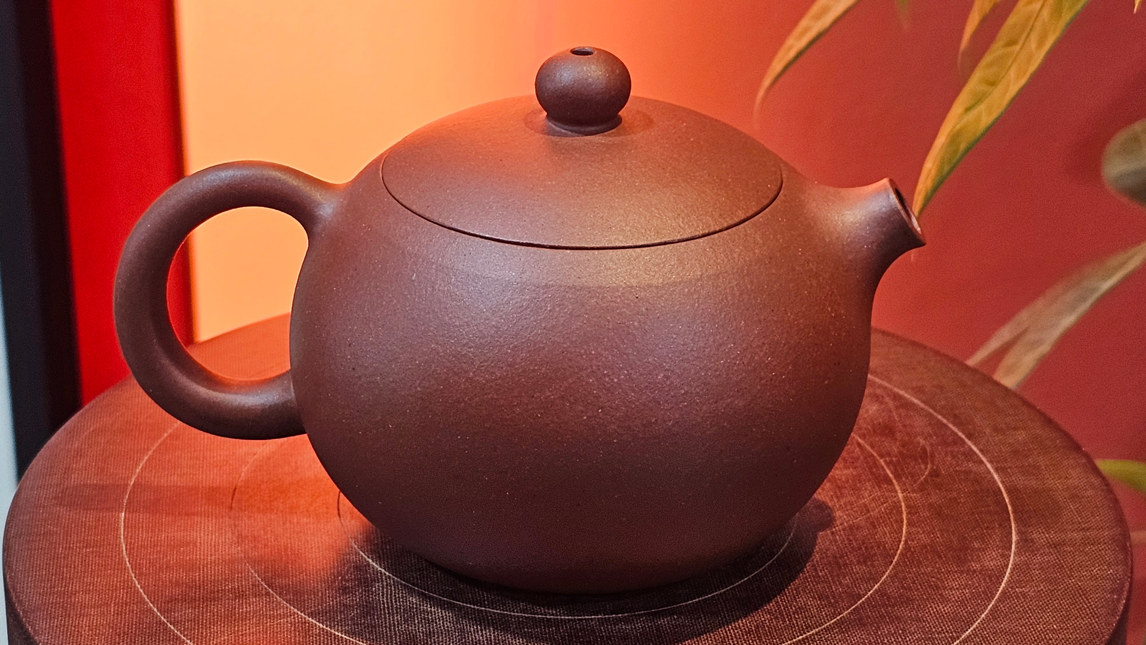 Xi Shi 西施, 219.1ml, Di Cao Qing Zi Ni 底槽青紫泥, by Craftsman Gu Xiao Ming 顾小明 ~ Congratulations to Mr G., 1347hrs 4th June 2025, Monument, CO.