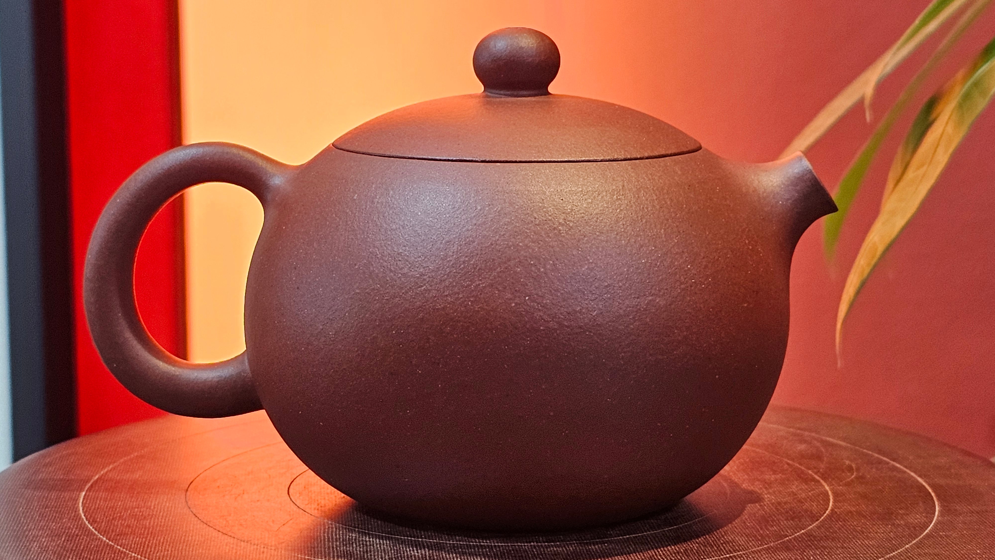 Xi Shi 西施, 219.1ml, Di Cao Qing Zi Ni 底槽青紫泥, by Craftsman Gu Xiao Ming 顾小明 ~ Congratulations to Mr G., 1347hrs 4th June 2025, Monument, CO.