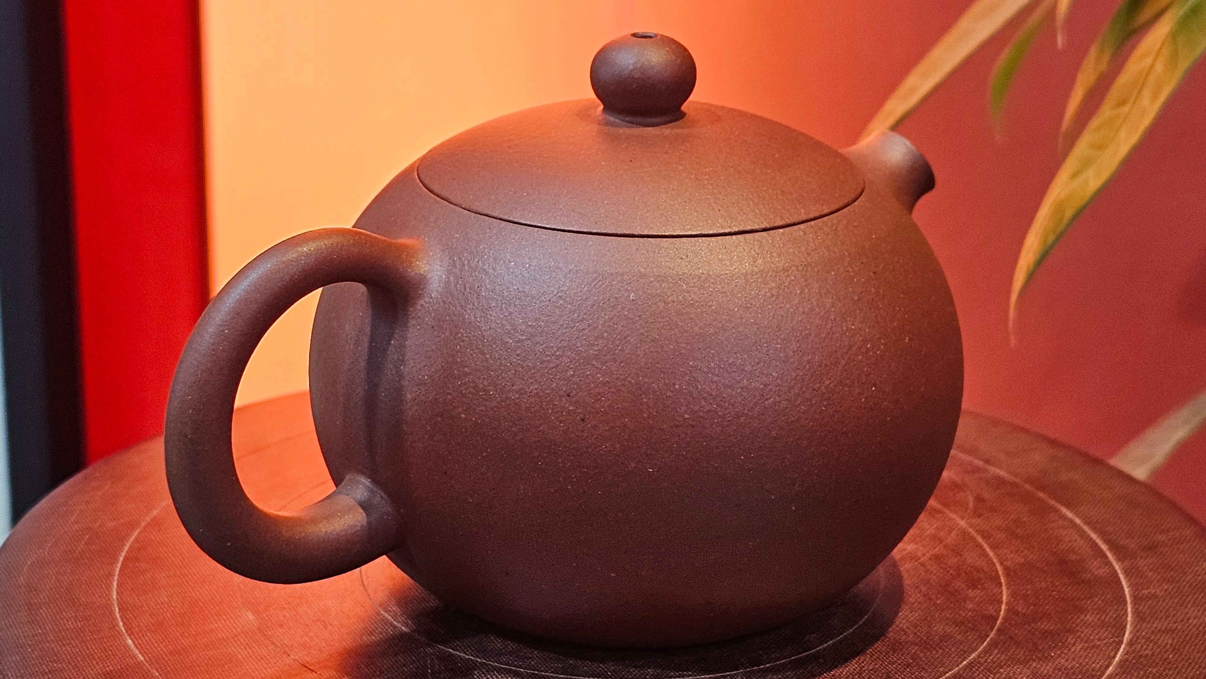 Xi Shi 西施, 219.1ml, Di Cao Qing Zi Ni 底槽青紫泥, by Craftsman Gu Xiao Ming 顾小明 ~ Congratulations to Mr G., 1347hrs 4th June 2025, Monument, CO.