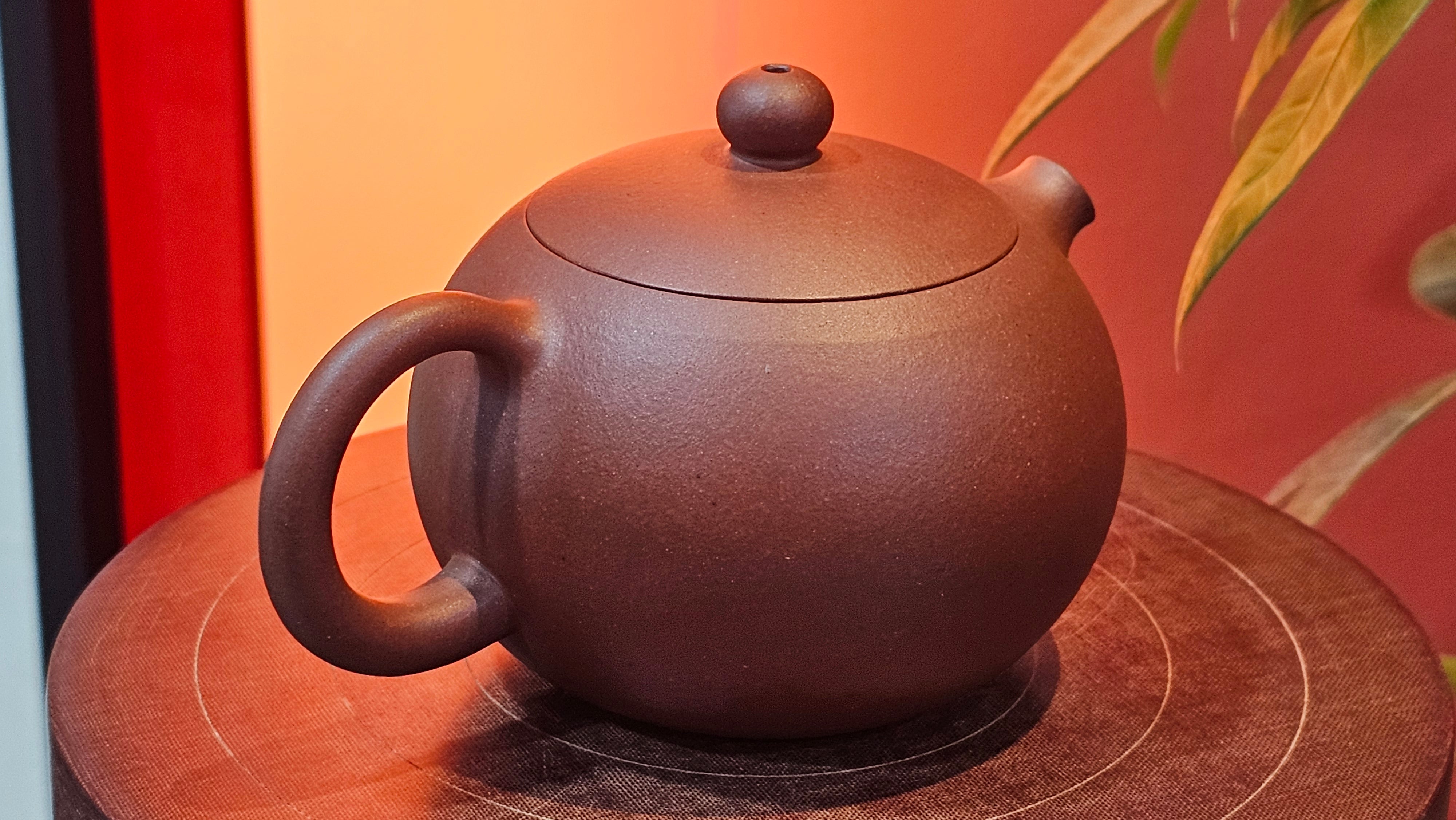 Xi Shi 西施, 219.1ml, Di Cao Qing Zi Ni 底槽青紫泥, by Craftsman Gu Xiao Ming 顾小明 ~ Congratulations to Mr G., 1347hrs 4th June 2025, Monument, CO.