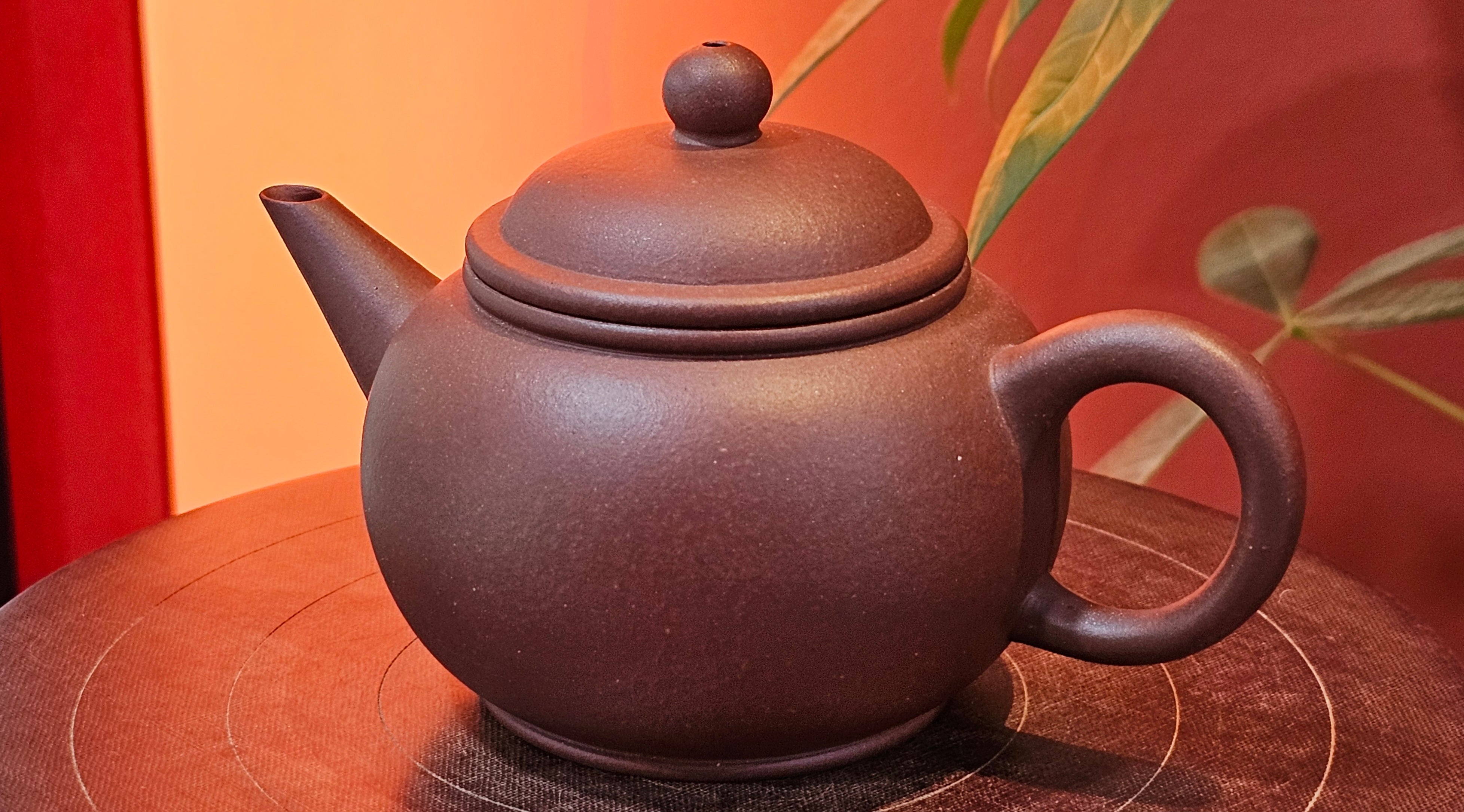 Shui Ping 水平, 163.9ml, Di Cao Qing Zi Ni 底槽青紫泥, by Craftsman Zhao Huai Xu 赵怀须。