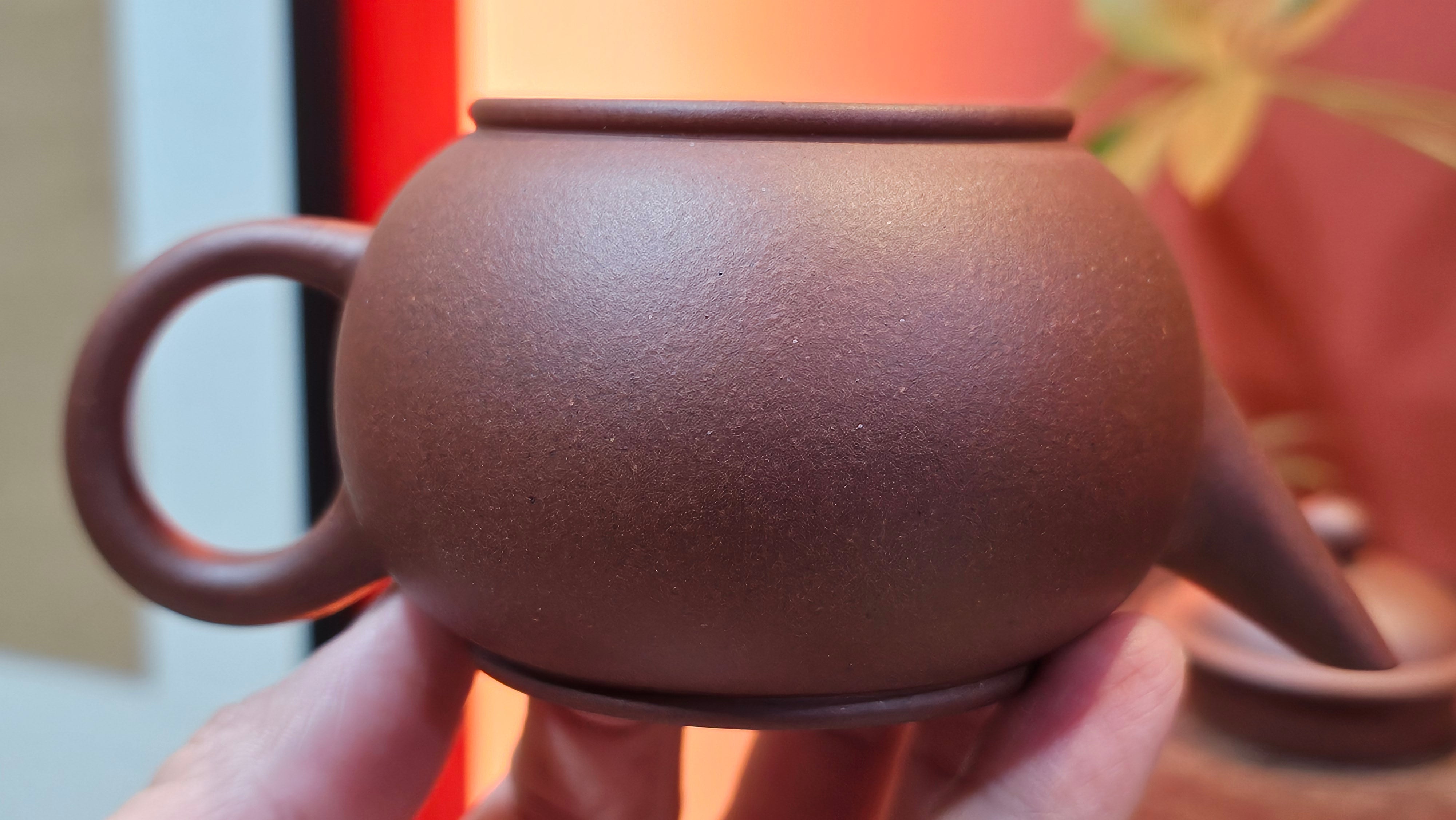 Shui Ping 水平, 163.9ml, Di Cao Qing Zi Ni 底槽青紫泥, by Craftsman Zhao Huai Xu 赵怀须。