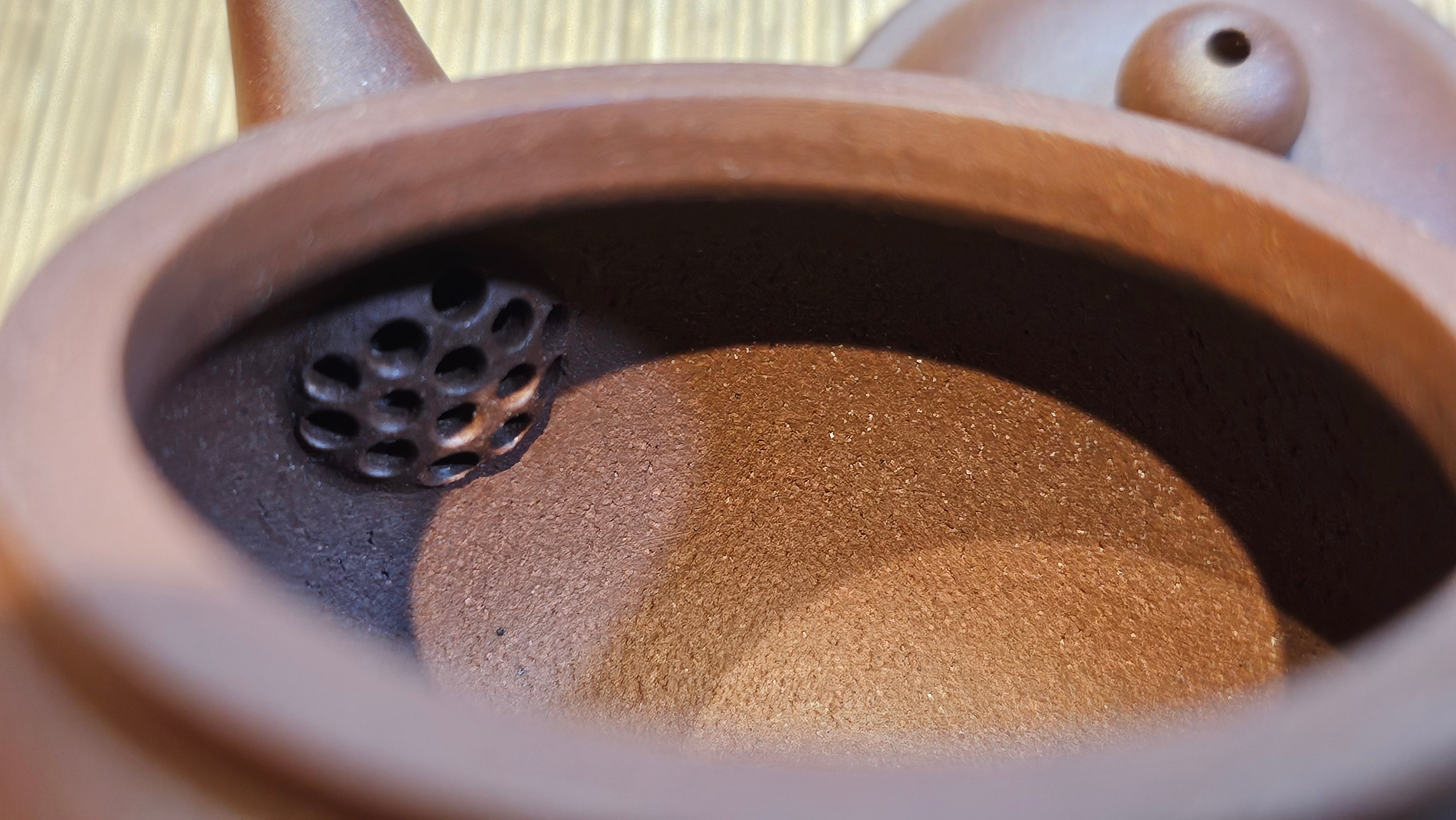 Shui Ping 水平, 163.9ml, Di Cao Qing Zi Ni 底槽青紫泥, by Craftsman Zhao Huai Xu 赵怀须。