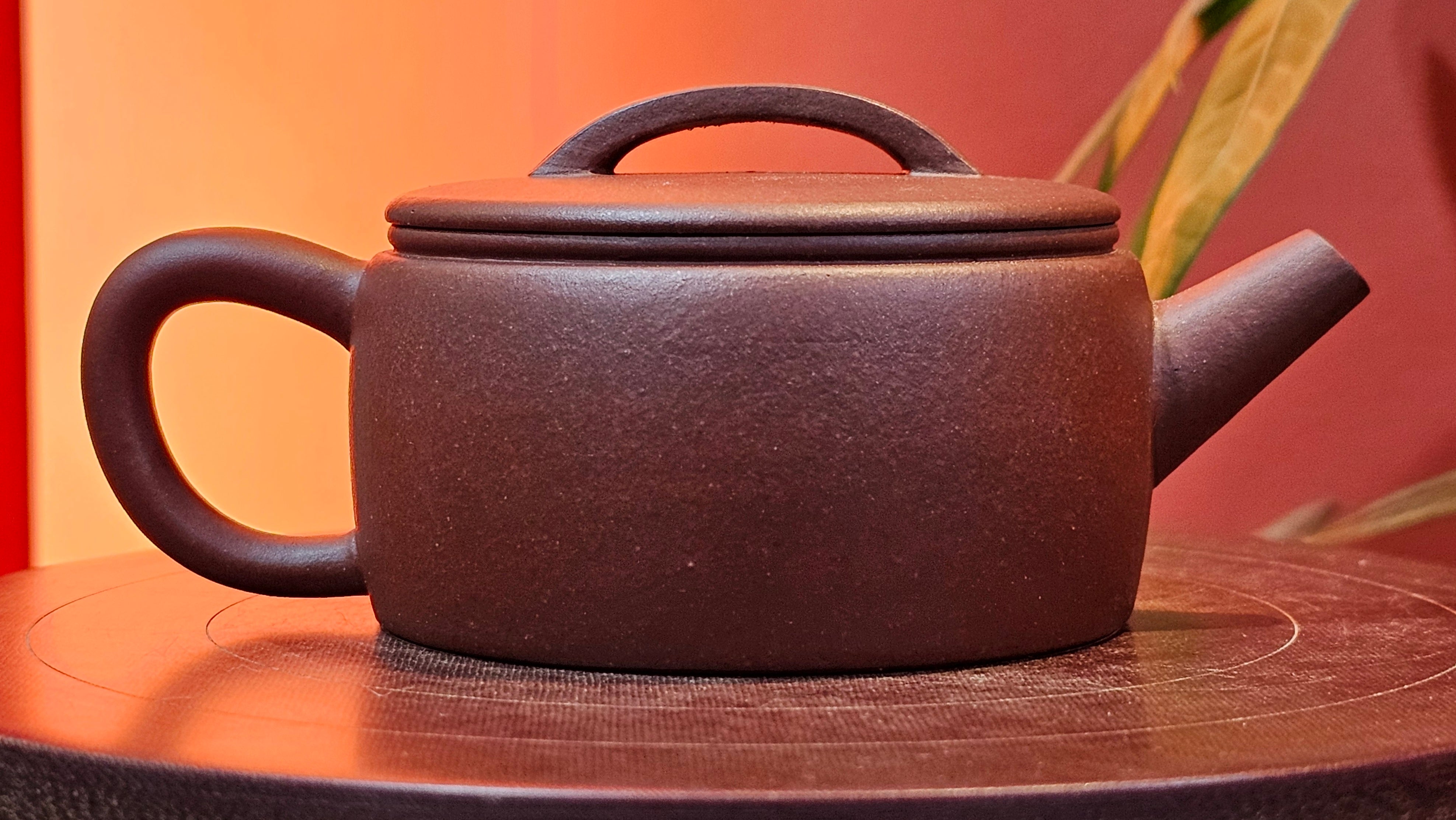 Han Wa 汉瓦, 146.5ml!  Small Volume ~ Low-Slung, Broad Han Wa!  Di Cao Qing Zi Ni 底槽青紫泥, by Craftsman Gu Xiao Ming 顾小明 ~ Congratulations to Mr K., 1900hrs 7th June 2025, San Francisco, CA.