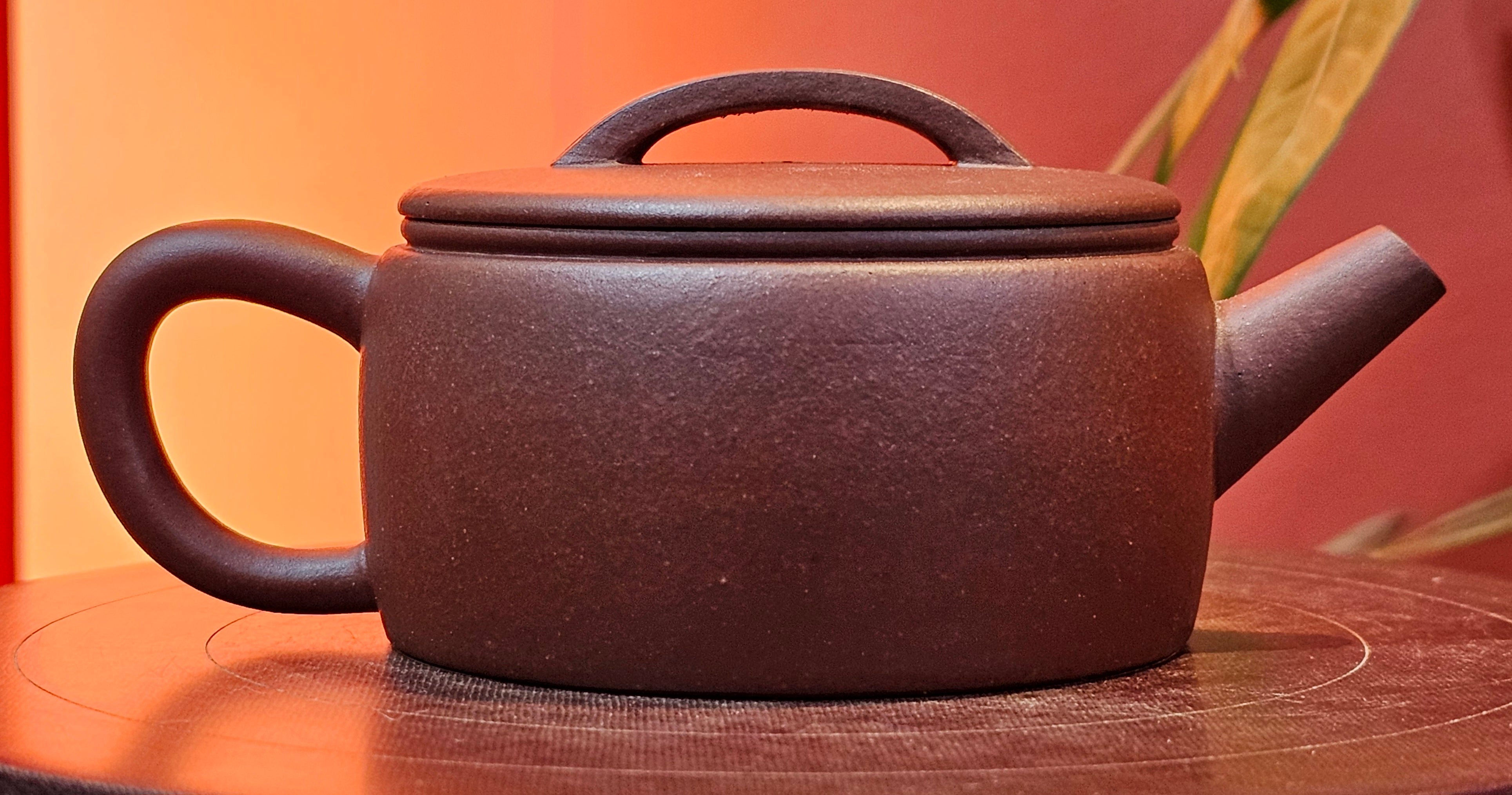 Han Wa 汉瓦, 146.5ml!  Small Volume ~ Low-Slung, Broad Han Wa!  Di Cao Qing Zi Ni 底槽青紫泥, by Craftsman Gu Xiao Ming 顾小明 ~ Congratulations to Mr K., 1900hrs 7th June 2025, San Francisco, CA.